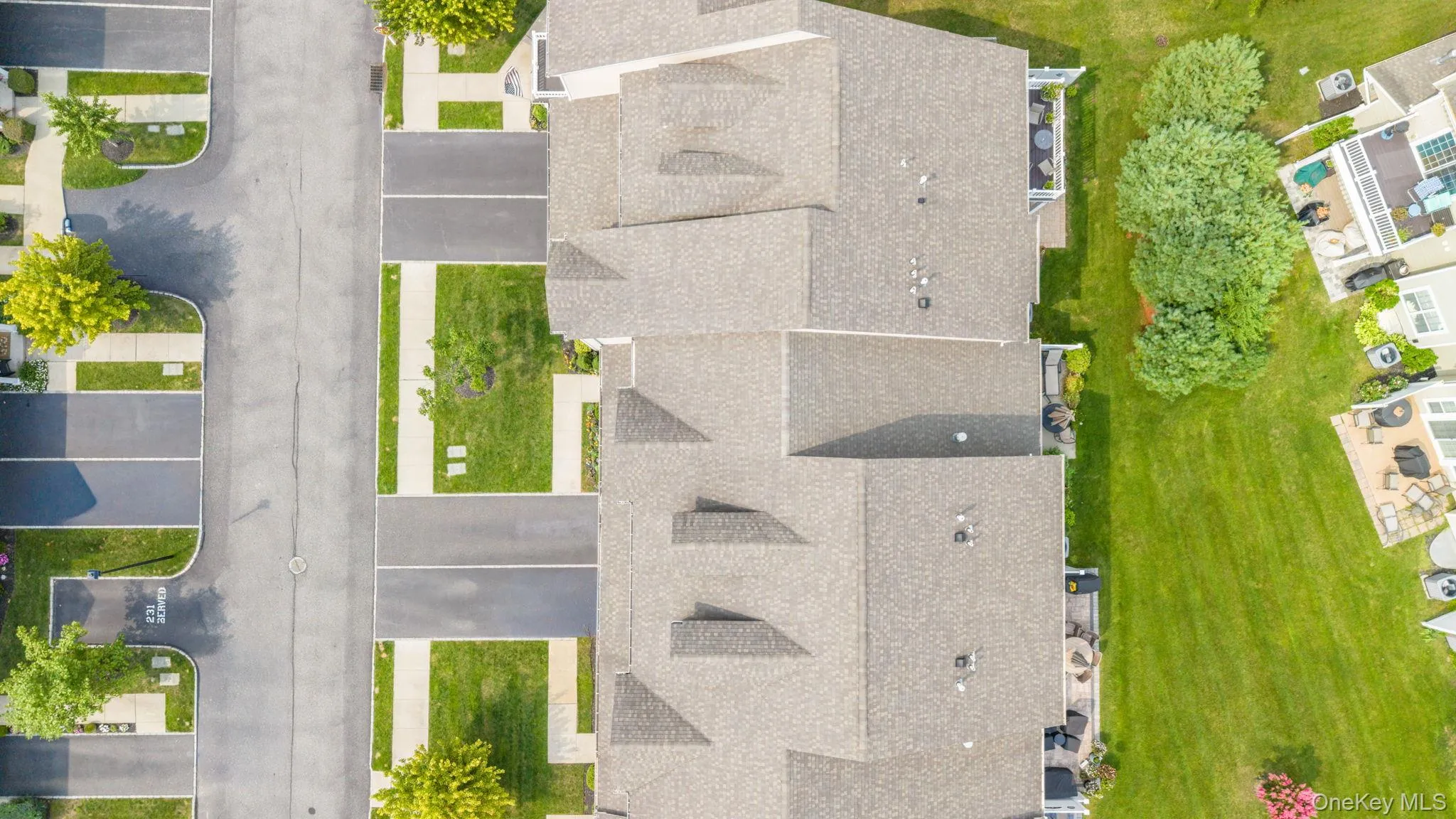 132 Halley Drive, Brookhaven, NY, 2 Bedrooms Bedrooms, 6 Rooms Rooms,3 BathroomsBathrooms,Residential,For Rent,Halley,0,1040054 132 Halley Drive, Brookhaven, NY, 2 Bedrooms Bedrooms, 6 Rooms Rooms,3 BathroomsBathrooms,Residential,For Rent,Halley,0,1040054