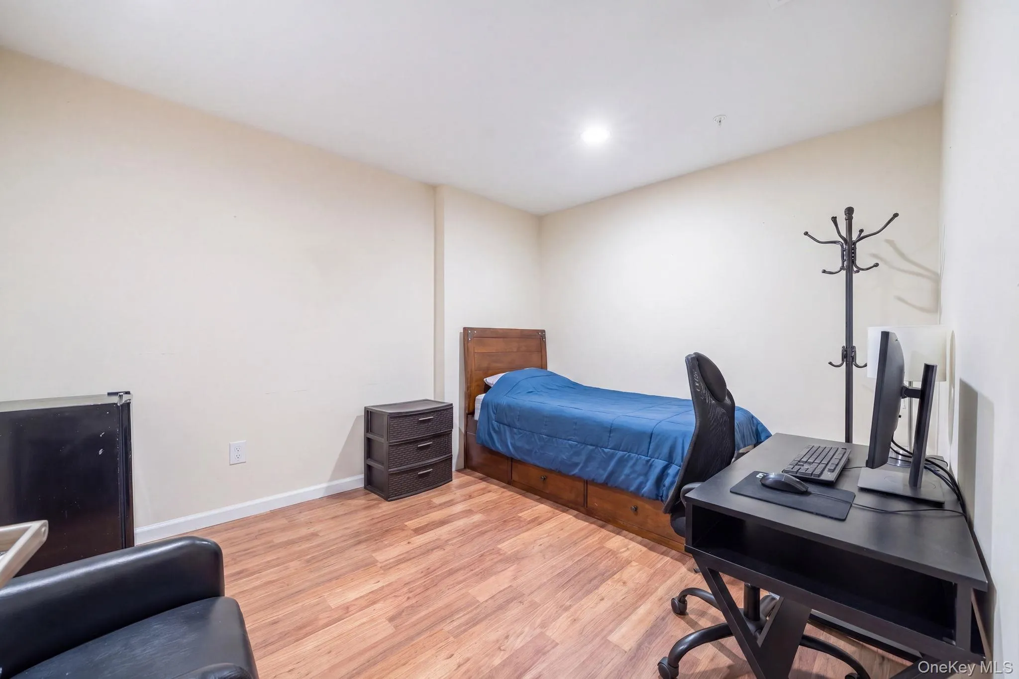 132 Halley Drive, Brookhaven, NY, 2 Bedrooms Bedrooms, 6 Rooms Rooms,3 BathroomsBathrooms,Residential,For Rent,Halley,0,1040054 132 Halley Drive, Brookhaven, NY, 2 Bedrooms Bedrooms, 6 Rooms Rooms,3 BathroomsBathrooms,Residential,For Rent,Halley,0,1040054