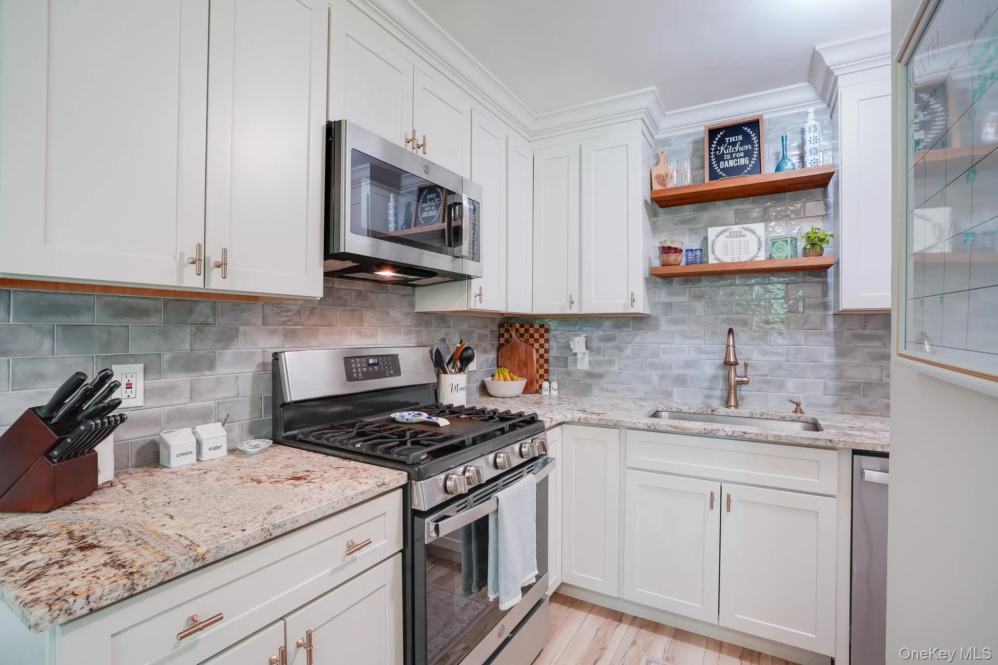 11 Field Court, Fishkill, NY, 2 Bedrooms Bedrooms, 6 Rooms Rooms,1 BathroomBathrooms,Residential,For Rent,Field,0,1040055 11 Field Court, Fishkill, NY, 2 Bedrooms Bedrooms, 6 Rooms Rooms,1 BathroomBathrooms,Residential,For Rent,Field,0,1040055