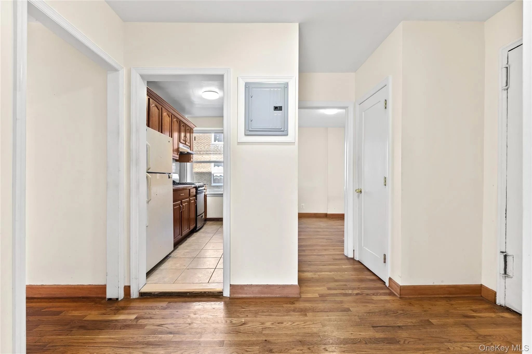 141-21 78th Road, New York, NY, 3 Bedrooms Bedrooms, 6 Rooms Rooms,1 BathroomBathrooms,Residential,For Rent,78th Road,0,1040057 141-21 78th Road, New York, NY, 3 Bedrooms Bedrooms, 6 Rooms Rooms,1 BathroomBathrooms,Residential,For Rent,78th Road,0,1040057