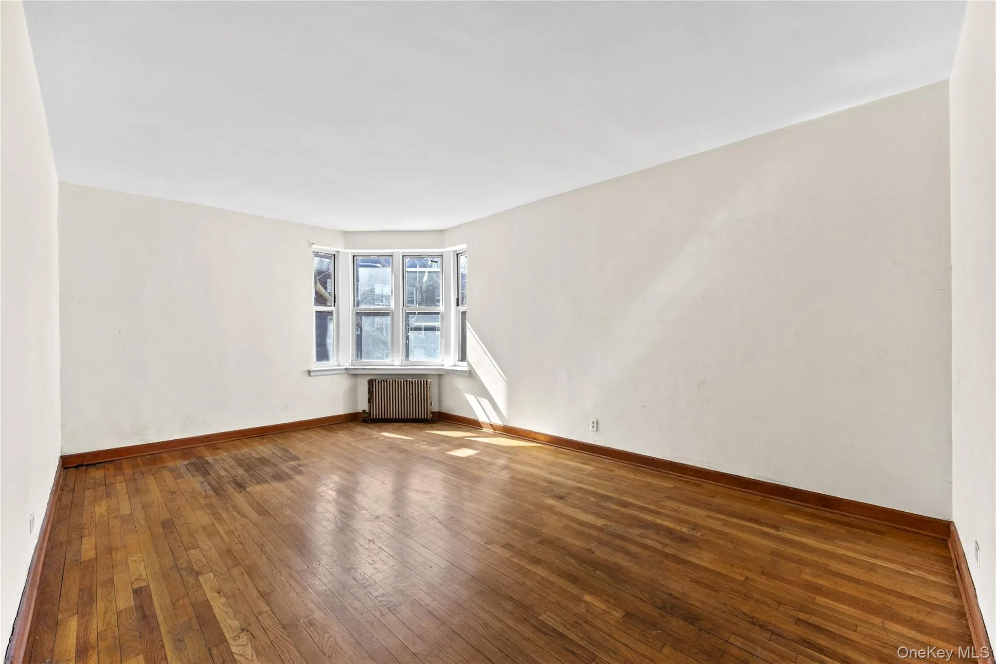 141-21 78th Road, New York, NY, 3 Bedrooms Bedrooms, 6 Rooms Rooms,1 BathroomBathrooms,Residential,For Rent,78th Road,0,1040057 141-21 78th Road, New York, NY, 3 Bedrooms Bedrooms, 6 Rooms Rooms,1 BathroomBathrooms,Residential,For Rent,78th Road,0,1040057