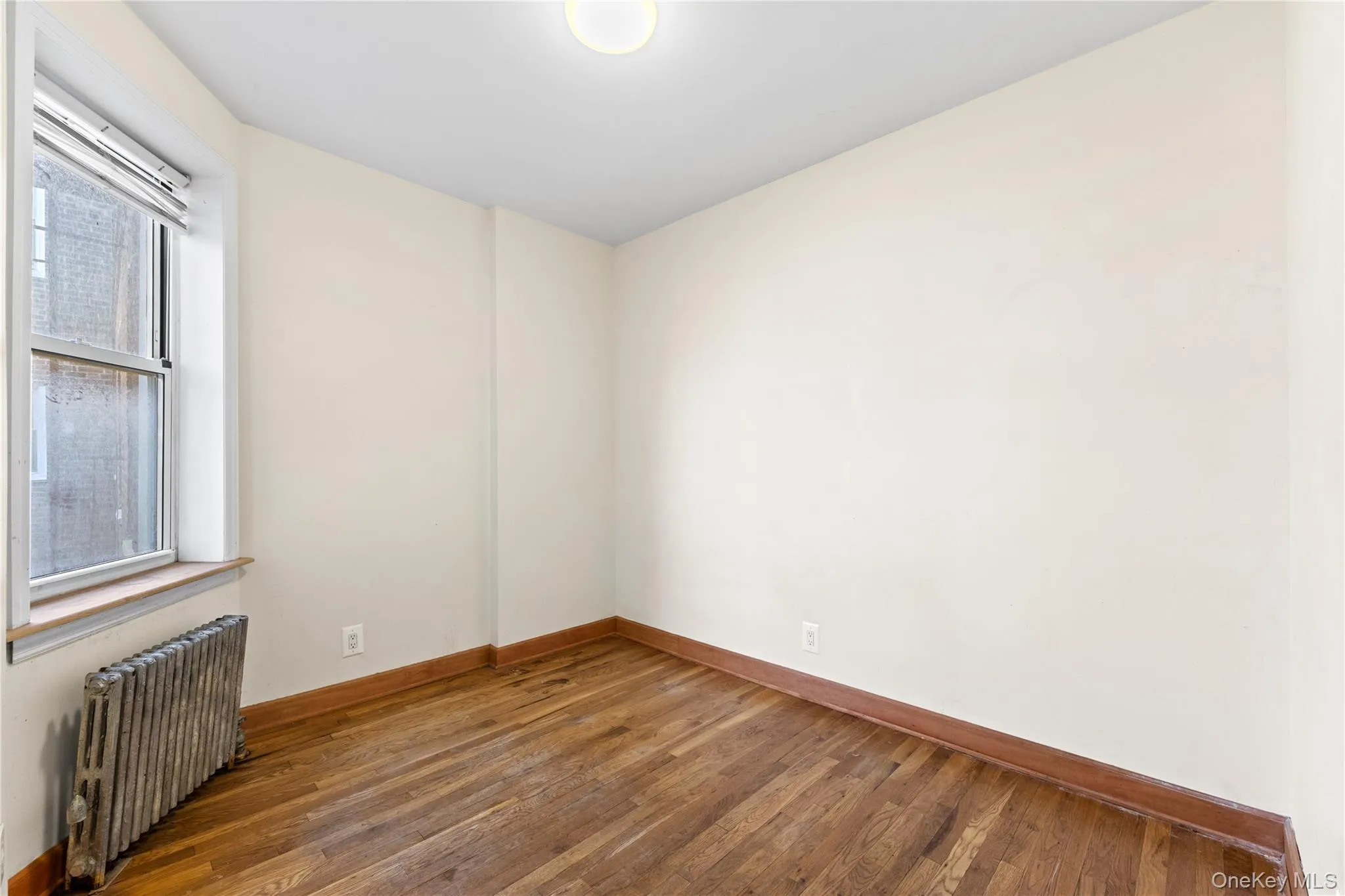 141-21 78th Road, New York, NY, 3 Bedrooms Bedrooms, 6 Rooms Rooms,1 BathroomBathrooms,Residential,For Rent,78th Road,0,1040057 141-21 78th Road, New York, NY, 3 Bedrooms Bedrooms, 6 Rooms Rooms,1 BathroomBathrooms,Residential,For Rent,78th Road,0,1040057