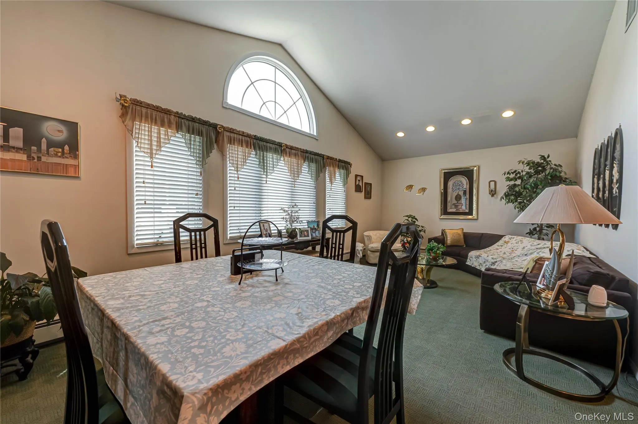 21 Circle Drive, Huntington, NY, 5 Bedrooms Bedrooms, 10 Rooms Rooms,2 BathroomsBathrooms,Residential,For Rent,Circle,0,1040059 21 Circle Drive, Huntington, NY, 5 Bedrooms Bedrooms, 10 Rooms Rooms,2 BathroomsBathrooms,Residential,For Rent,Circle,0,1040059