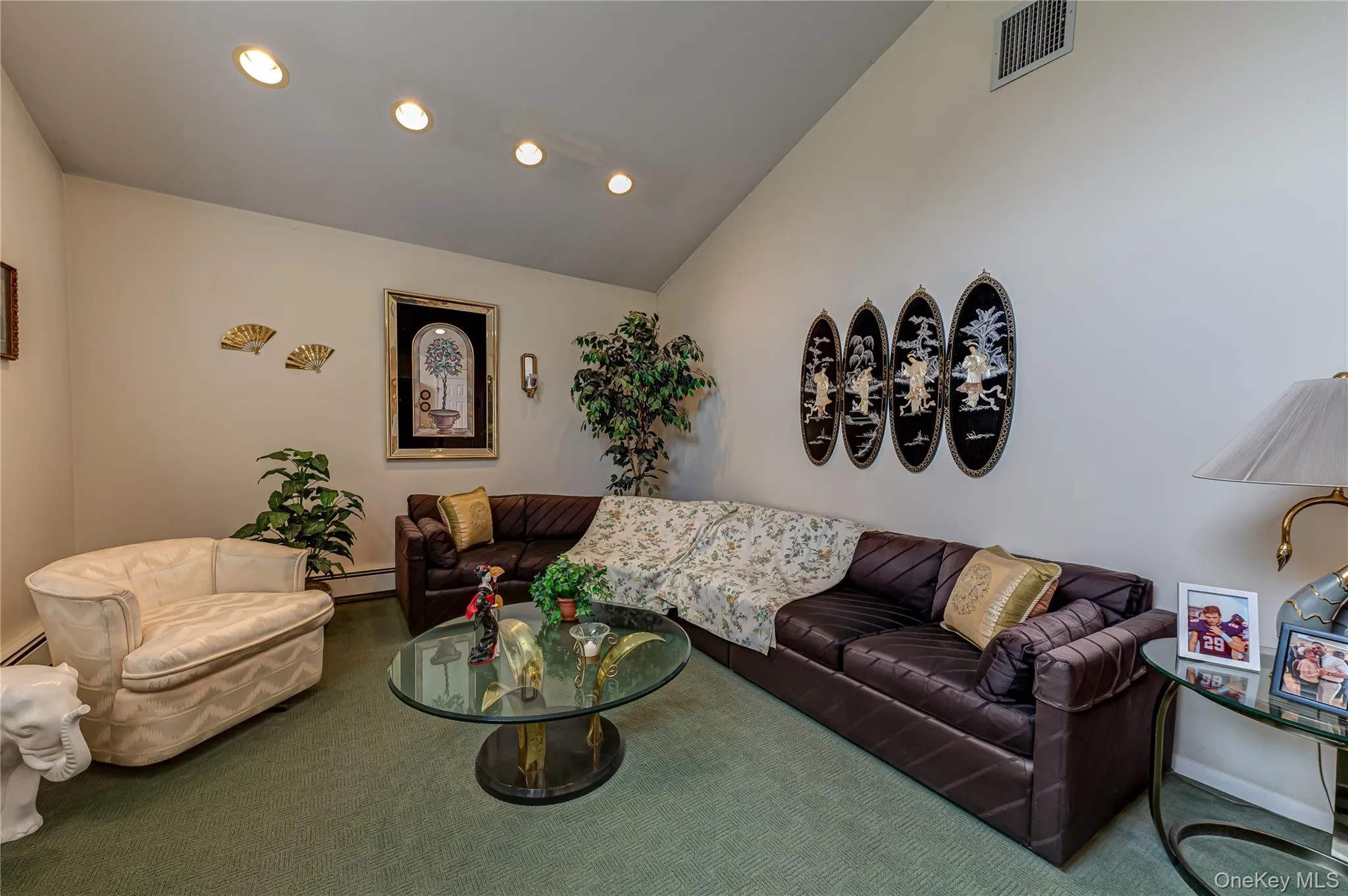 21 Circle Drive, Huntington, NY, 5 Bedrooms Bedrooms, 10 Rooms Rooms,2 BathroomsBathrooms,Residential,For Rent,Circle,0,1040059 21 Circle Drive, Huntington, NY, 5 Bedrooms Bedrooms, 10 Rooms Rooms,2 BathroomsBathrooms,Residential,For Rent,Circle,0,1040059