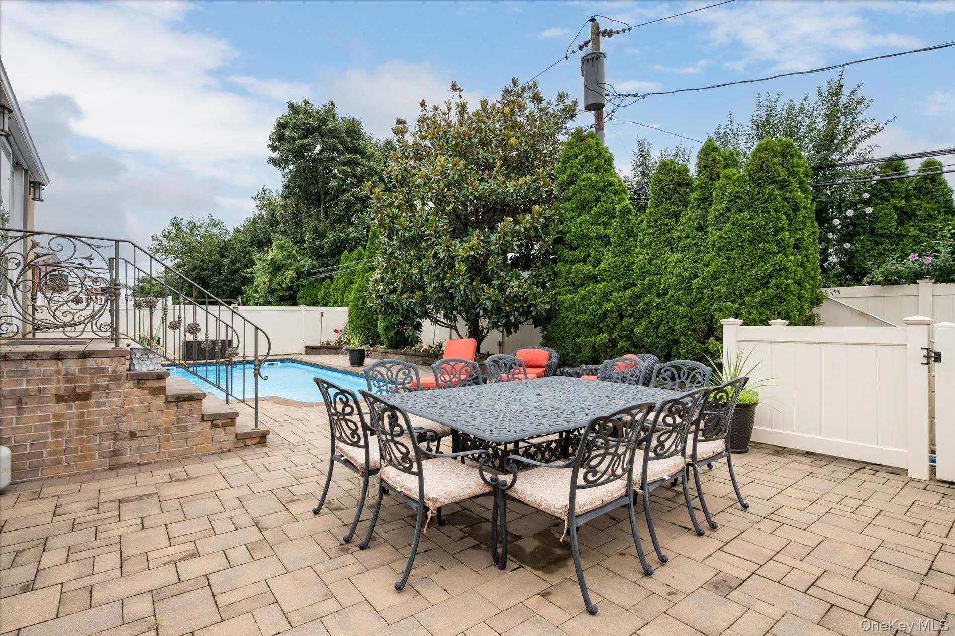 1118 Howard Drive, Hempstead, NY, 3 Bedrooms Bedrooms, 6 Rooms Rooms,2 BathroomsBathrooms,Residential,For Rent,Howard,0,1040069 1118 Howard Drive, Hempstead, NY, 3 Bedrooms Bedrooms, 6 Rooms Rooms,2 BathroomsBathrooms,Residential,For Rent,Howard,0,1040069