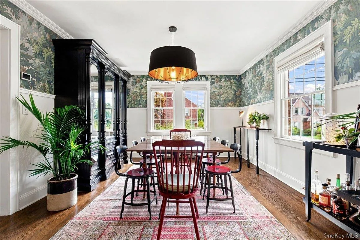15 Parkview Court, White Plains, NY, 4 Bedrooms Bedrooms, 8 Rooms Rooms,2 BathroomsBathrooms,Residential,For Rent,Parkview,0,1040070 15 Parkview Court, White Plains, NY, 4 Bedrooms Bedrooms, 8 Rooms Rooms,2 BathroomsBathrooms,Residential,For Rent,Parkview,0,1040070