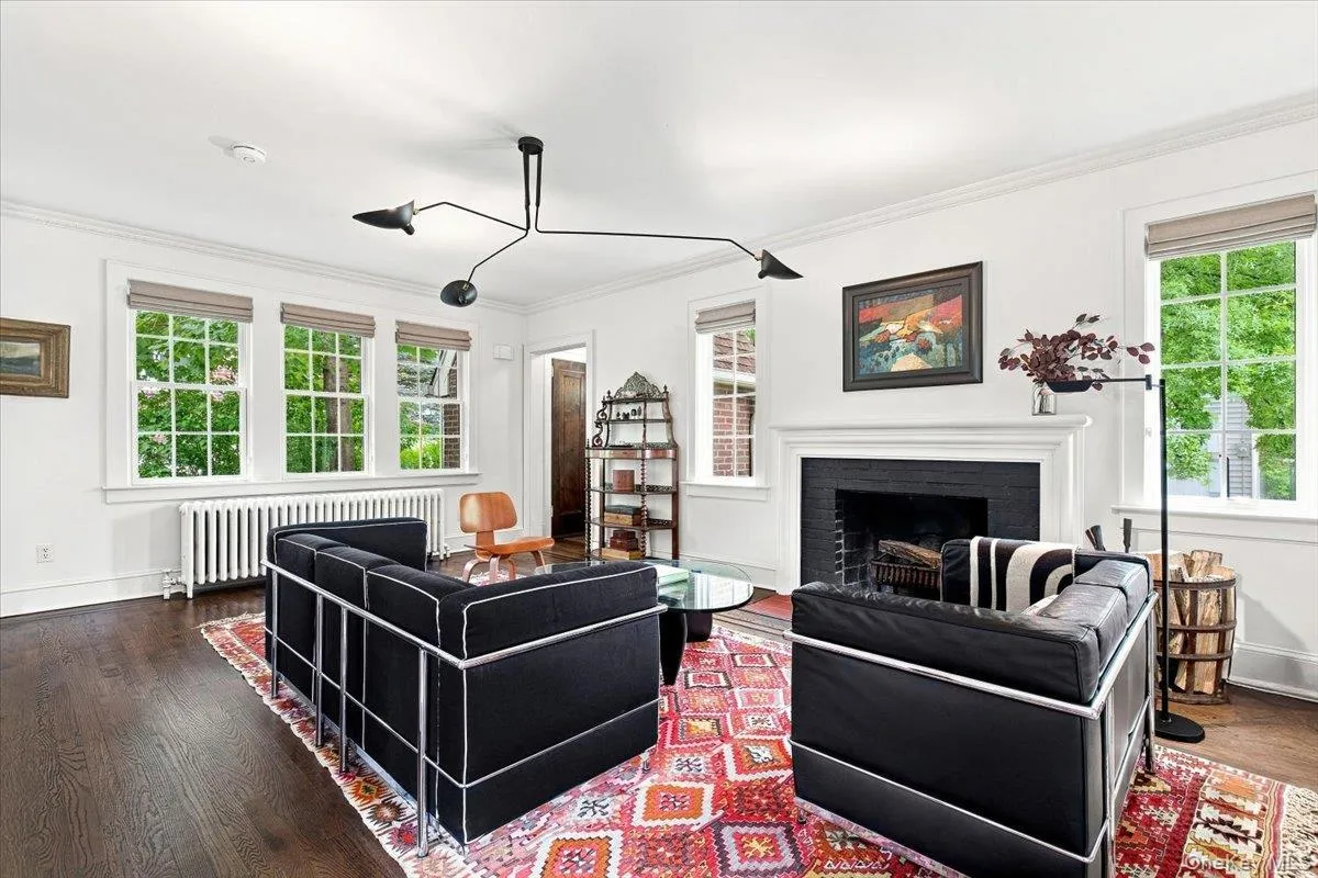 15 Parkview Court, White Plains, NY, 4 Bedrooms Bedrooms, 8 Rooms Rooms,2 BathroomsBathrooms,Residential,For Rent,Parkview,0,1040070 15 Parkview Court, White Plains, NY, 4 Bedrooms Bedrooms, 8 Rooms Rooms,2 BathroomsBathrooms,Residential,For Rent,Parkview,0,1040070