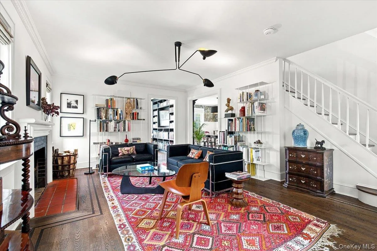 15 Parkview Court, White Plains, NY, 4 Bedrooms Bedrooms, 8 Rooms Rooms,2 BathroomsBathrooms,Residential,For Rent,Parkview,0,1040070 15 Parkview Court, White Plains, NY, 4 Bedrooms Bedrooms, 8 Rooms Rooms,2 BathroomsBathrooms,Residential,For Rent,Parkview,0,1040070