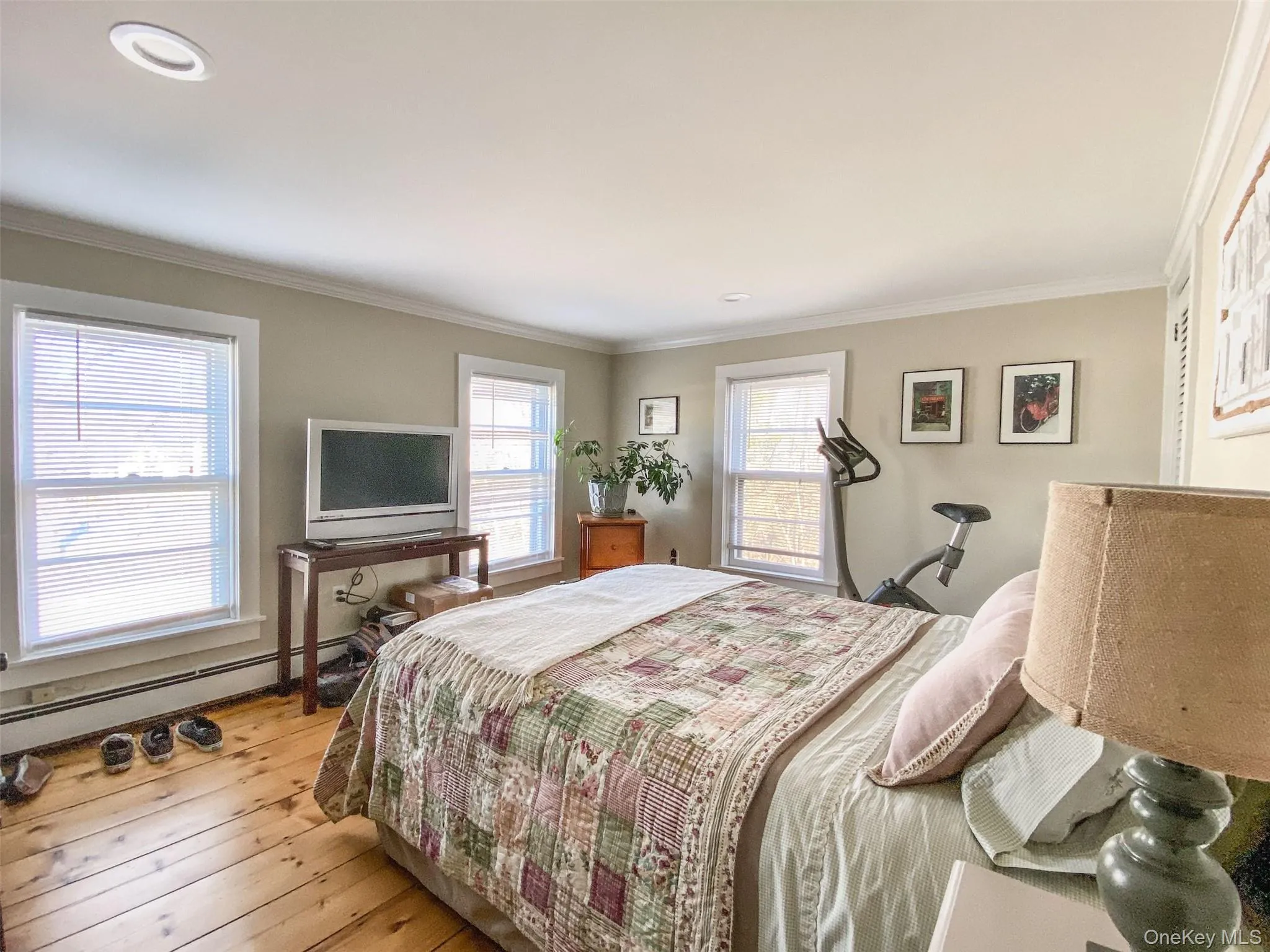 14500 Main Road, Southold, NY, 4 Bedrooms Bedrooms, 8 Rooms Rooms,2 BathroomsBathrooms,Residential Lease,For Rent,Main,0,1040071 14500 Main Road, Southold, NY, 4 Bedrooms Bedrooms, 8 Rooms Rooms,2 BathroomsBathrooms,Residential Lease,For Rent,Main,0,1040071