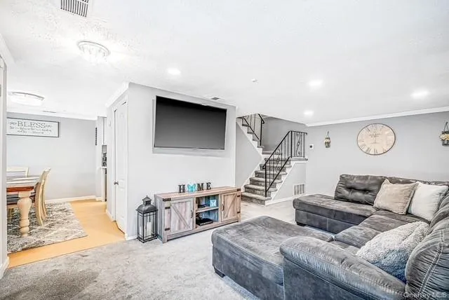 275 Birchwood Road, Brookhaven, NY, 2 Bedrooms Bedrooms, 6 Rooms Rooms,1 BathroomBathrooms,Residential,For Rent,Birchwood,0,1040076 275 Birchwood Road, Brookhaven, NY, 2 Bedrooms Bedrooms, 6 Rooms Rooms,1 BathroomBathrooms,Residential,For Rent,Birchwood,0,1040076