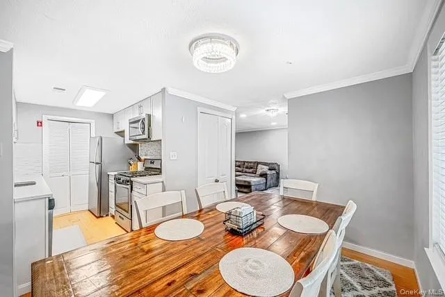 275 Birchwood Road, Brookhaven, NY, 2 Bedrooms Bedrooms, 6 Rooms Rooms,1 BathroomBathrooms,Residential,For Rent,Birchwood,0,1040076 275 Birchwood Road, Brookhaven, NY, 2 Bedrooms Bedrooms, 6 Rooms Rooms,1 BathroomBathrooms,Residential,For Rent,Birchwood,0,1040076