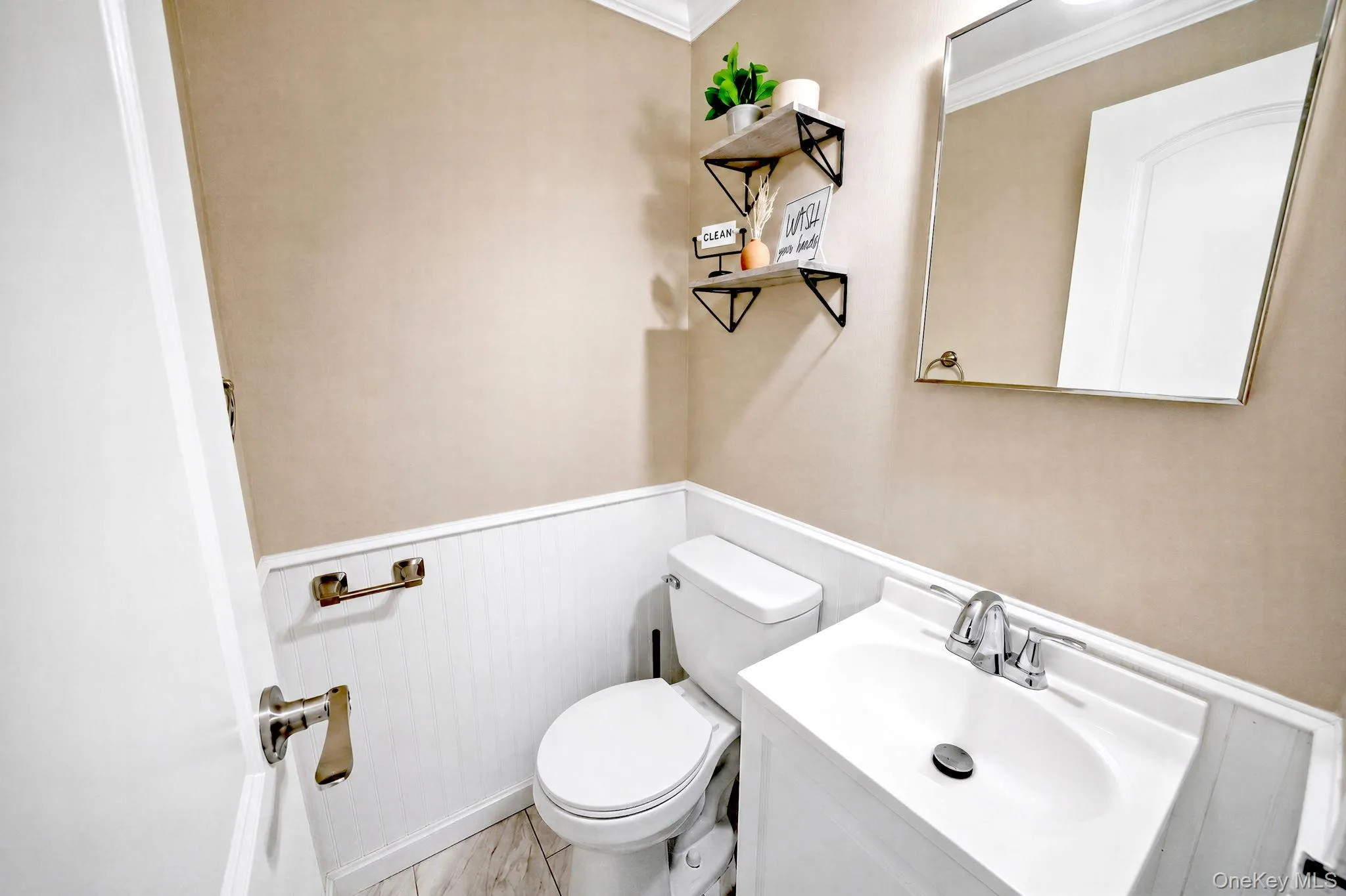 275 Birchwood Road, Brookhaven, NY, 2 Bedrooms Bedrooms, 6 Rooms Rooms,1 BathroomBathrooms,Residential,For Rent,Birchwood,0,1040076 275 Birchwood Road, Brookhaven, NY, 2 Bedrooms Bedrooms, 6 Rooms Rooms,1 BathroomBathrooms,Residential,For Rent,Birchwood,0,1040076