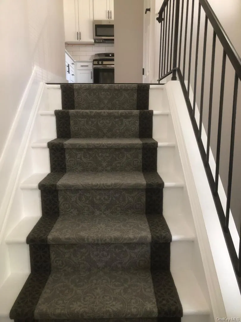 85 Middletown Road, Clarkstown, NY, 1 Bedroom Bedrooms, 4 Rooms Rooms,1 BathroomBathrooms,Residential Lease,For Rent,Middletown,0,1040080 85 Middletown Road, Clarkstown, NY, 1 Bedroom Bedrooms, 4 Rooms Rooms,1 BathroomBathrooms,Residential Lease,For Rent,Middletown,0,1040080