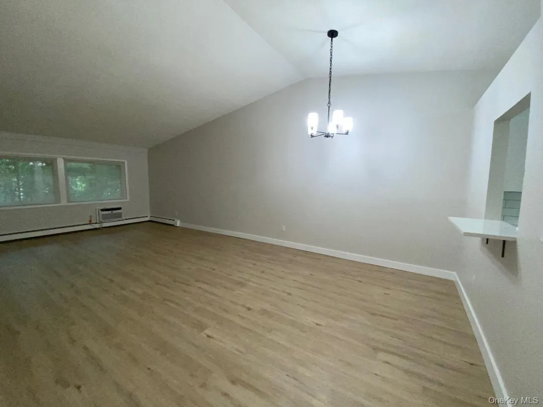 85 Middletown Road, Clarkstown, NY, 1 Bedroom Bedrooms, 4 Rooms Rooms,1 BathroomBathrooms,Residential Lease,For Rent,Middletown,0,1040080 85 Middletown Road, Clarkstown, NY, 1 Bedroom Bedrooms, 4 Rooms Rooms,1 BathroomBathrooms,Residential Lease,For Rent,Middletown,0,1040080