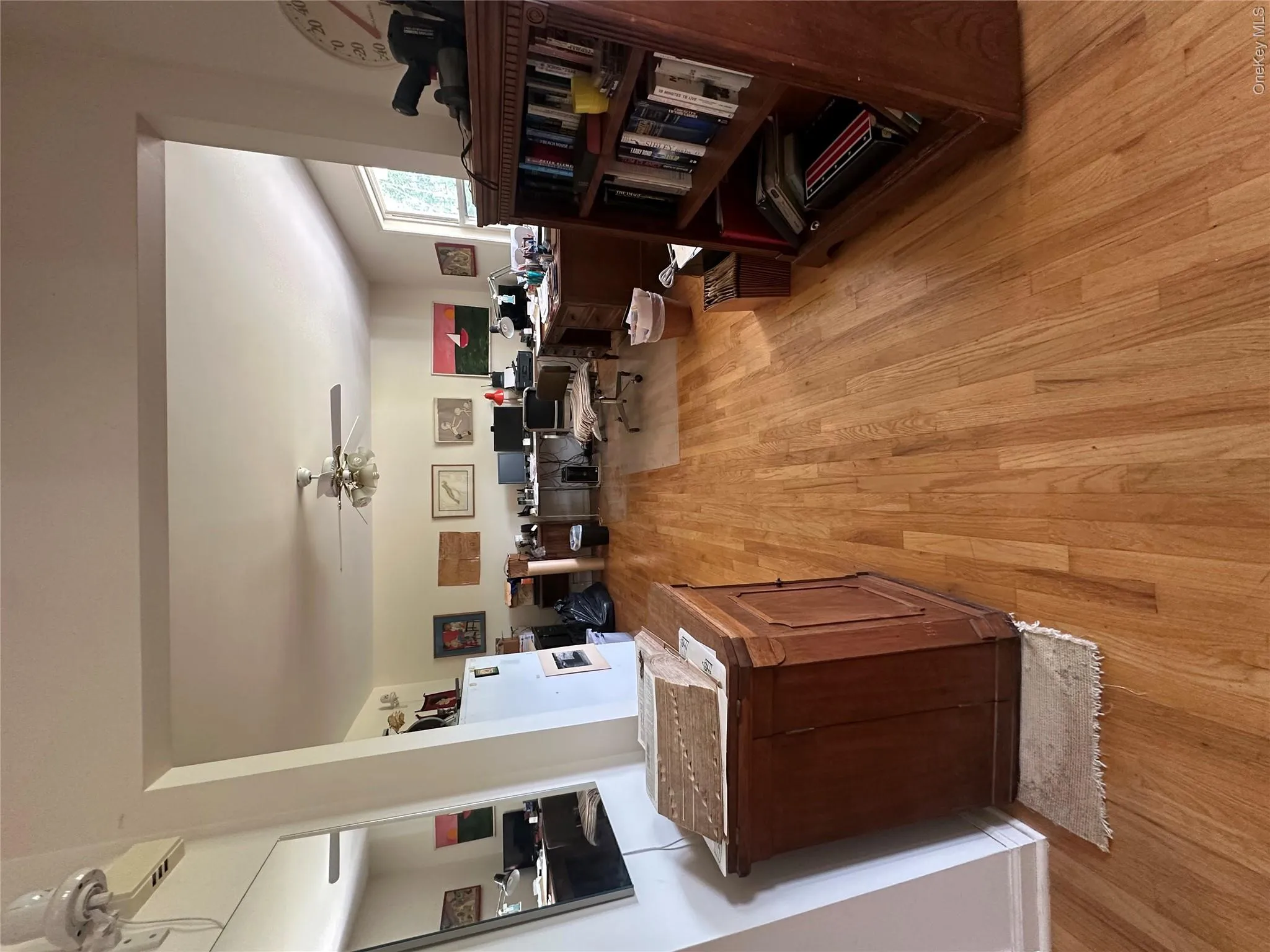 36 Greentree Lane, Marlboro, NY, 4 Bedrooms Bedrooms, 8 Rooms Rooms,2 BathroomsBathrooms,Residential,For Rent,Greentree,0,1040081 36 Greentree Lane, Marlboro, NY, 4 Bedrooms Bedrooms, 8 Rooms Rooms,2 BathroomsBathrooms,Residential,For Rent,Greentree,0,1040081