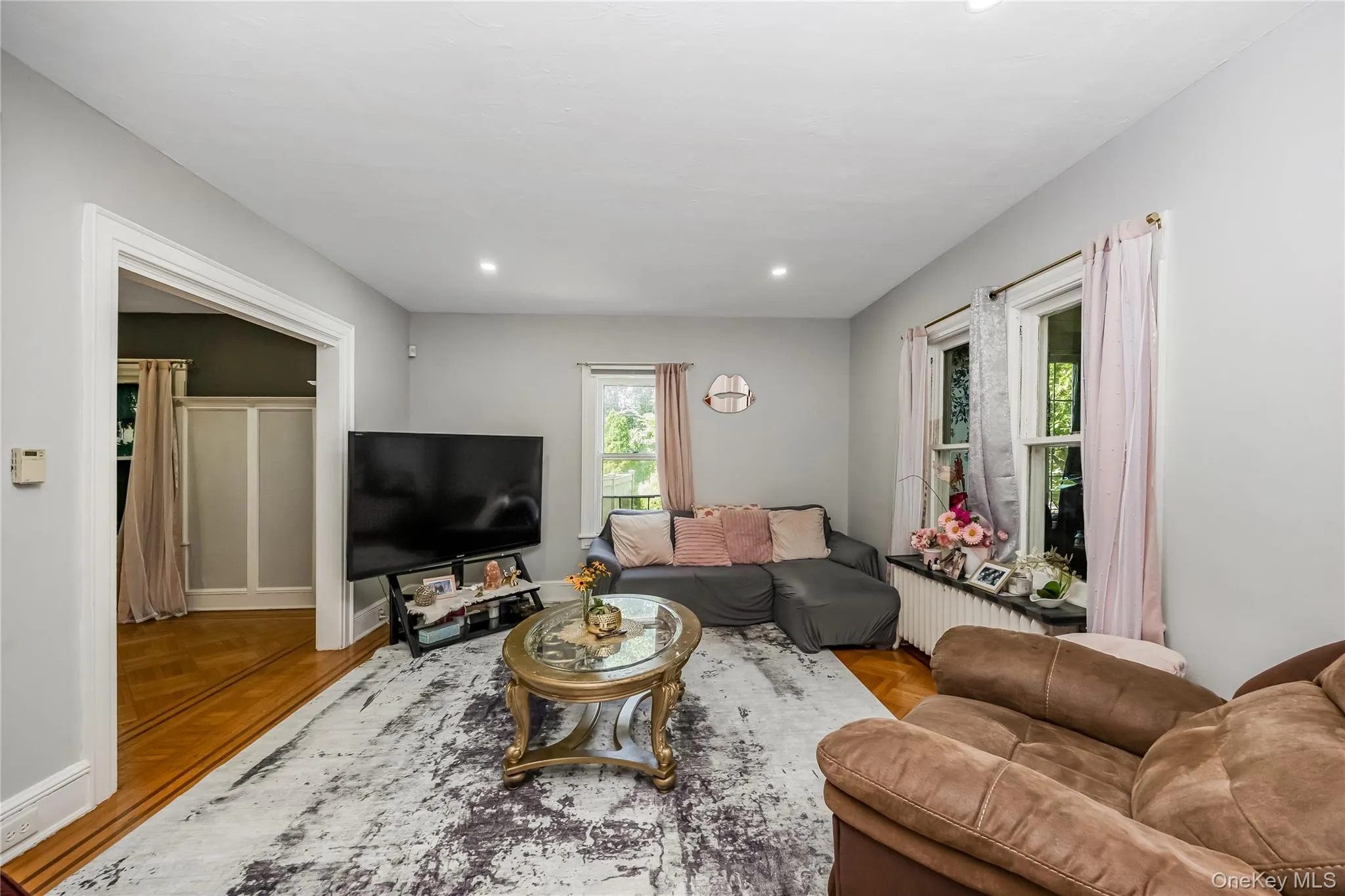 958 Thomas Avenue, Hempstead, NY, 3 Bedrooms Bedrooms, 9 Rooms Rooms,1 BathroomBathrooms,Residential,For Rent,Thomas,0,1040082 958 Thomas Avenue, Hempstead, NY, 3 Bedrooms Bedrooms, 9 Rooms Rooms,1 BathroomBathrooms,Residential,For Rent,Thomas,0,1040082