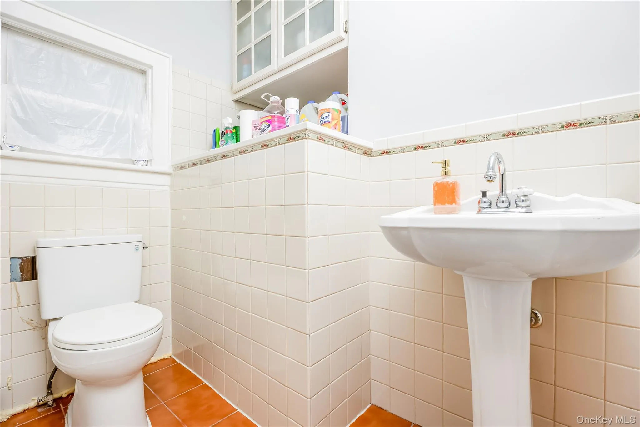 958 Thomas Avenue, Hempstead, NY, 3 Bedrooms Bedrooms, 9 Rooms Rooms,1 BathroomBathrooms,Residential,For Rent,Thomas,0,1040082 958 Thomas Avenue, Hempstead, NY, 3 Bedrooms Bedrooms, 9 Rooms Rooms,1 BathroomBathrooms,Residential,For Rent,Thomas,0,1040082