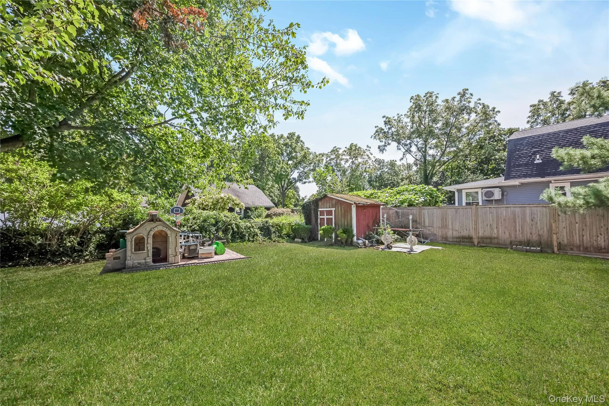 958 Thomas Avenue, Hempstead, NY, 3 Bedrooms Bedrooms, 9 Rooms Rooms,1 BathroomBathrooms,Residential,For Rent,Thomas,0,1040082 958 Thomas Avenue, Hempstead, NY, 3 Bedrooms Bedrooms, 9 Rooms Rooms,1 BathroomBathrooms,Residential,For Rent,Thomas,0,1040082