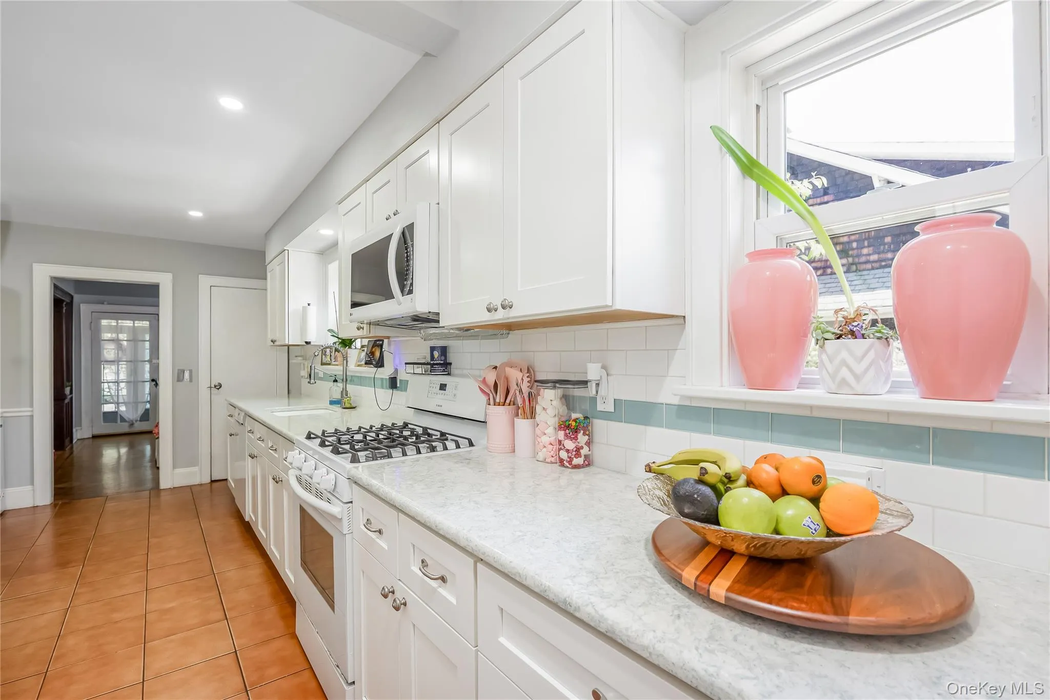 958 Thomas Avenue, Hempstead, NY, 3 Bedrooms Bedrooms, 9 Rooms Rooms,1 BathroomBathrooms,Residential,For Rent,Thomas,0,1040082 958 Thomas Avenue, Hempstead, NY, 3 Bedrooms Bedrooms, 9 Rooms Rooms,1 BathroomBathrooms,Residential,For Rent,Thomas,0,1040082