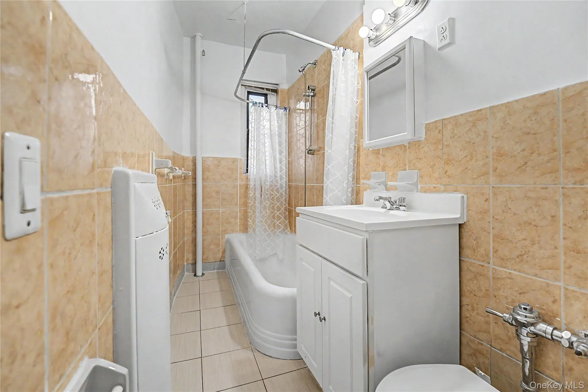 14416 35th Avenue, New York, NY, 2 Bedrooms Bedrooms, 4 Rooms Rooms,1 BathroomBathrooms,Residential,For Rent,35th,0,1040085 14416 35th Avenue, New York, NY, 2 Bedrooms Bedrooms, 4 Rooms Rooms,1 BathroomBathrooms,Residential,For Rent,35th,0,1040085