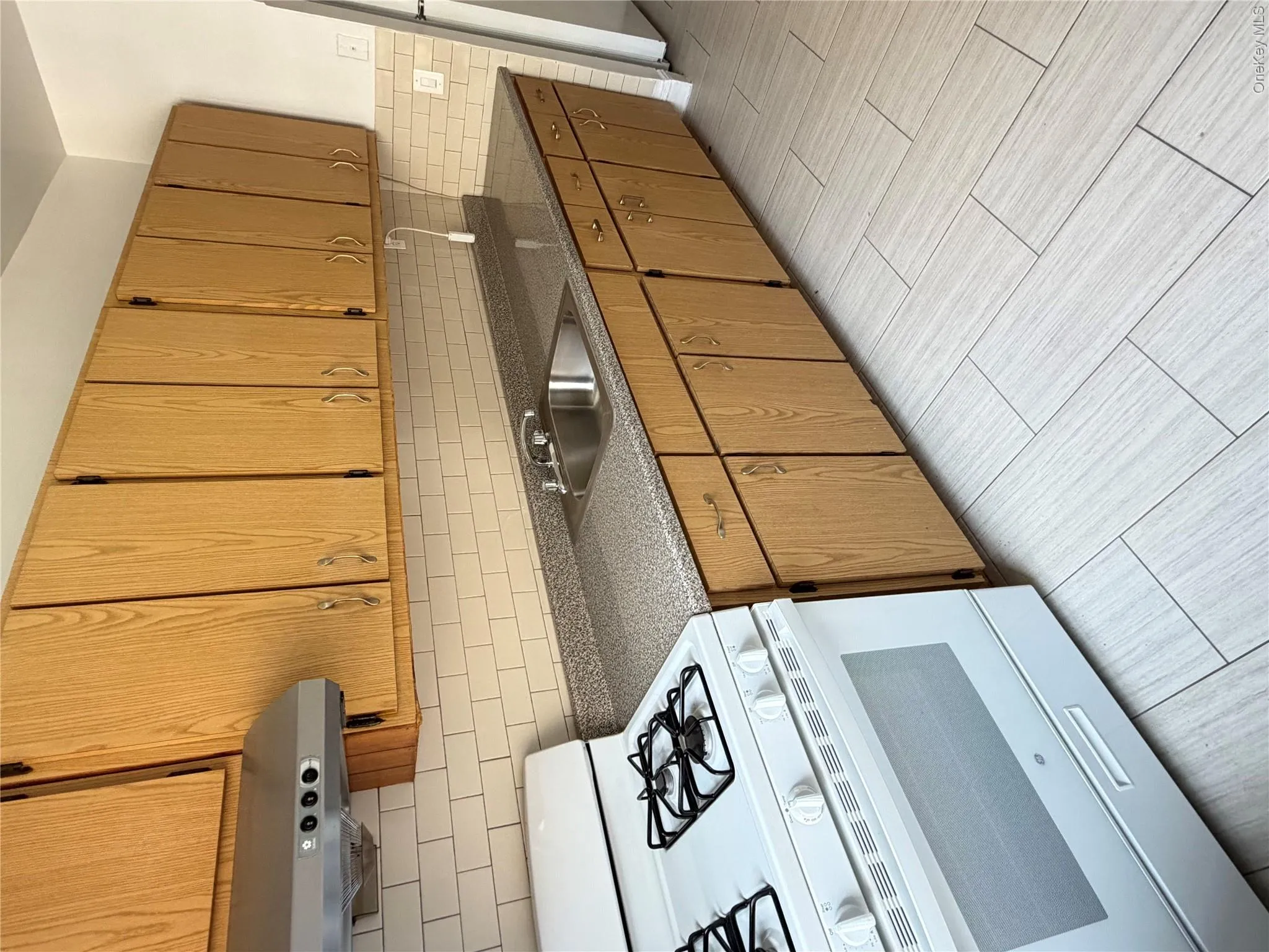 14416 35th Avenue, New York, NY, 2 Bedrooms Bedrooms, 4 Rooms Rooms,1 BathroomBathrooms,Residential,For Rent,35th,0,1040085 14416 35th Avenue, New York, NY, 2 Bedrooms Bedrooms, 4 Rooms Rooms,1 BathroomBathrooms,Residential,For Rent,35th,0,1040085