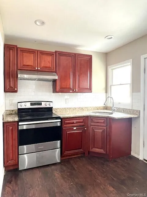51 Clinton Avenue, Brookhaven, NY, 4 Bedrooms Bedrooms, 6 Rooms Rooms,2 BathroomsBathrooms,Residential,For Rent,Clinton,0,1040090 51 Clinton Avenue, Brookhaven, NY, 4 Bedrooms Bedrooms, 6 Rooms Rooms,2 BathroomsBathrooms,Residential,For Rent,Clinton,0,1040090