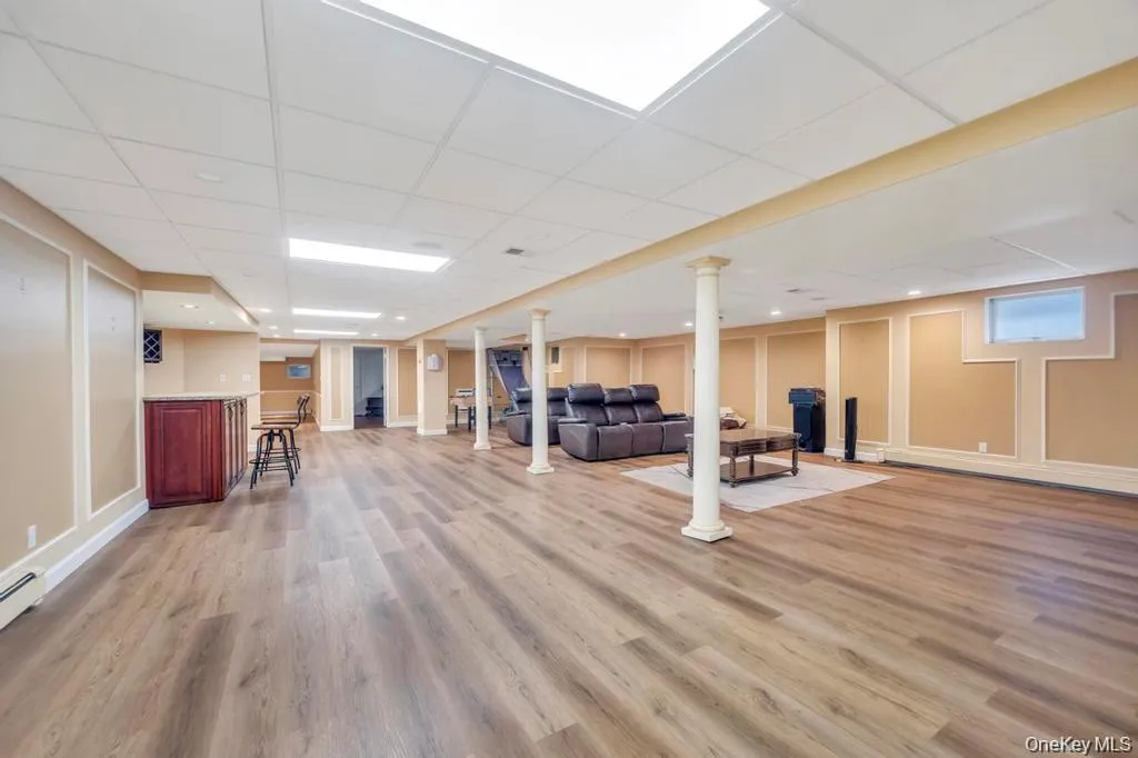 25 Wildwood Drive, Oyster Bay, NY, 6 Bedrooms Bedrooms, 10 Rooms Rooms,6 BathroomsBathrooms,Residential Lease,For Rent,Wildwood,0,1040091 25 Wildwood Drive, Oyster Bay, NY, 6 Bedrooms Bedrooms, 10 Rooms Rooms,6 BathroomsBathrooms,Residential Lease,For Rent,Wildwood,0,1040091