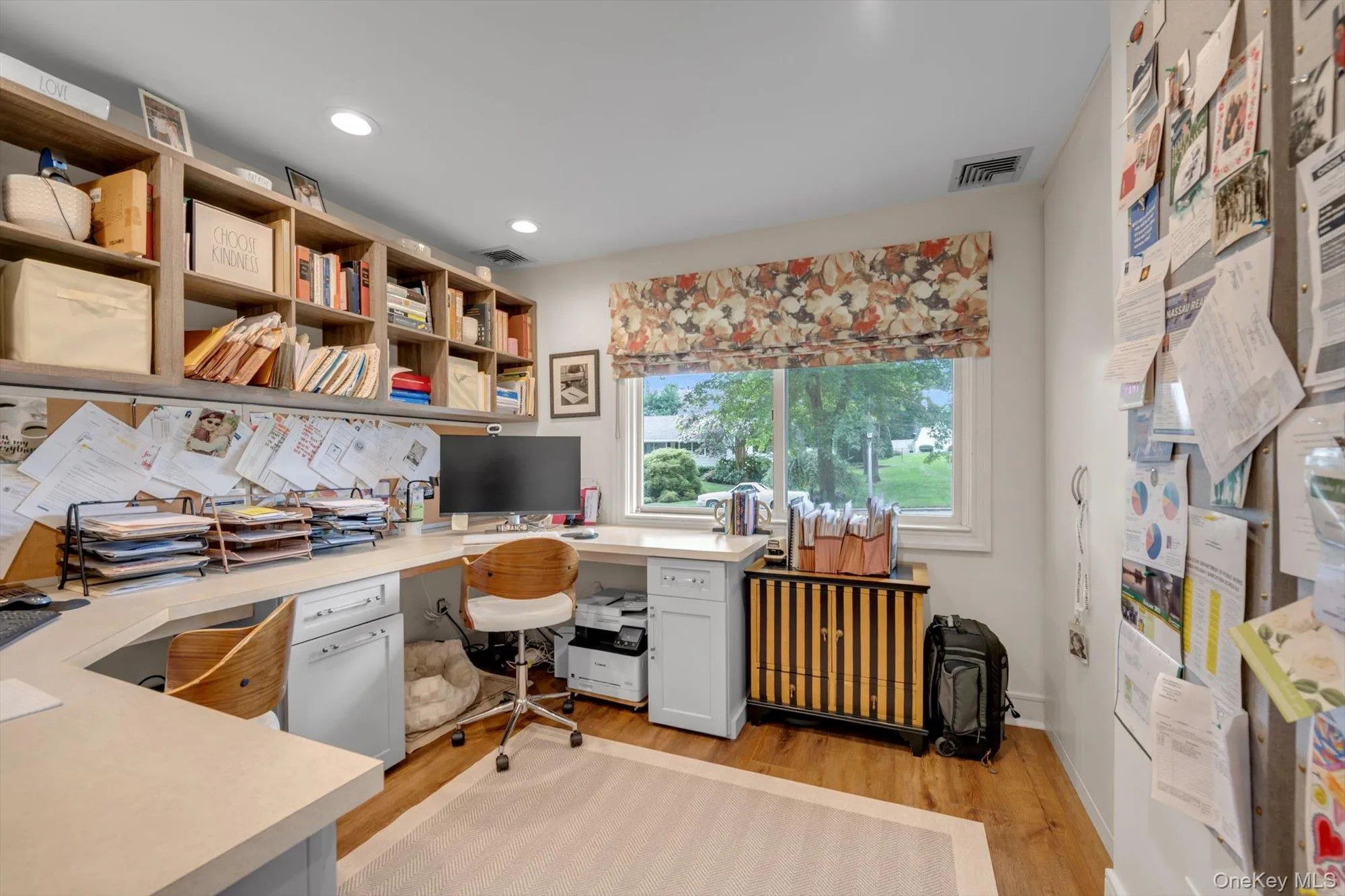 28 Reynolds Road, Glen Cove, NY, 3 Bedrooms Bedrooms, 7 Rooms Rooms,2 BathroomsBathrooms,Residential,For Rent,Reynolds,0,1040093 28 Reynolds Road, Glen Cove, NY, 3 Bedrooms Bedrooms, 7 Rooms Rooms,2 BathroomsBathrooms,Residential,For Rent,Reynolds,0,1040093