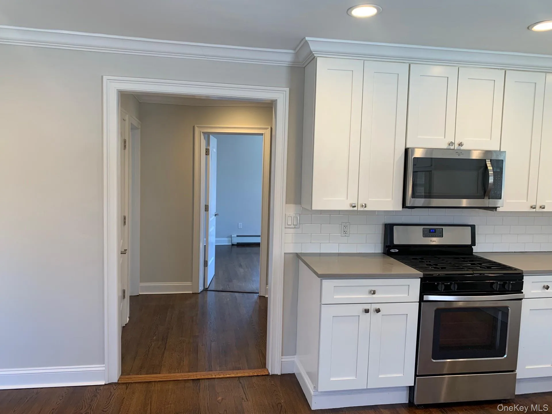 15 Juniper Road, North Hempstead, NY, 2 Bedrooms Bedrooms, 4 Rooms Rooms,1 BathroomBathrooms,Residential Lease,For Rent,Juniper,0,1040094 15 Juniper Road, North Hempstead, NY, 2 Bedrooms Bedrooms, 4 Rooms Rooms,1 BathroomBathrooms,Residential Lease,For Rent,Juniper,0,1040094