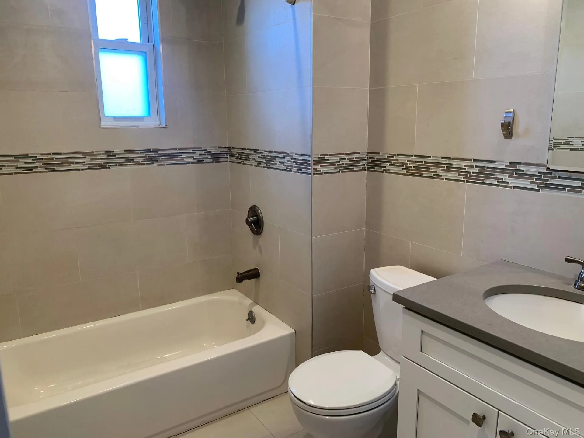 15 Juniper Road, North Hempstead, NY, 2 Bedrooms Bedrooms, 4 Rooms Rooms,1 BathroomBathrooms,Residential Lease,For Rent,Juniper,0,1040094 15 Juniper Road, North Hempstead, NY, 2 Bedrooms Bedrooms, 4 Rooms Rooms,1 BathroomBathrooms,Residential Lease,For Rent,Juniper,0,1040094