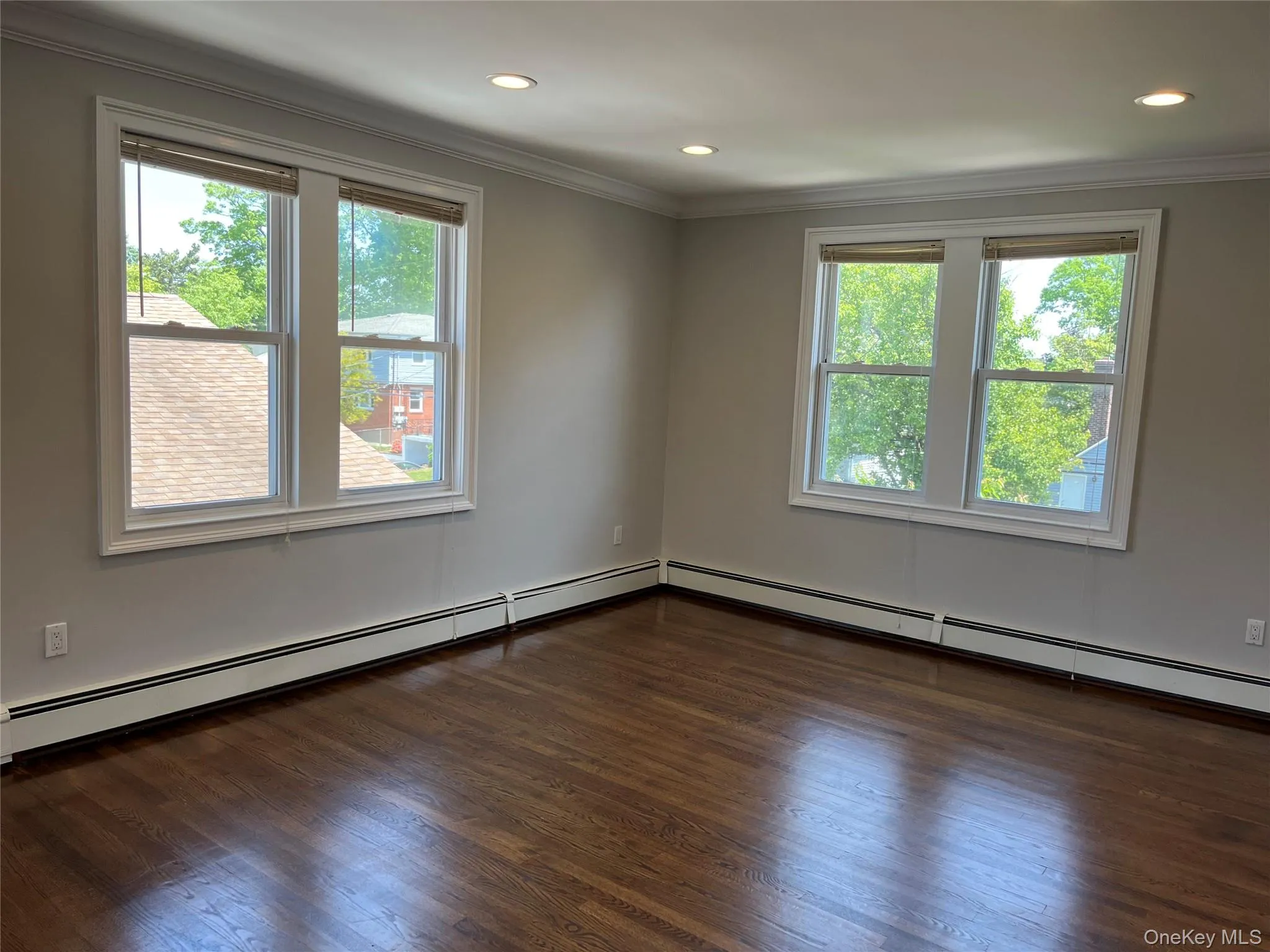 15 Juniper Road, North Hempstead, NY, 2 Bedrooms Bedrooms, 4 Rooms Rooms,1 BathroomBathrooms,Residential Lease,For Rent,Juniper,0,1040094 15 Juniper Road, North Hempstead, NY, 2 Bedrooms Bedrooms, 4 Rooms Rooms,1 BathroomBathrooms,Residential Lease,For Rent,Juniper,0,1040094