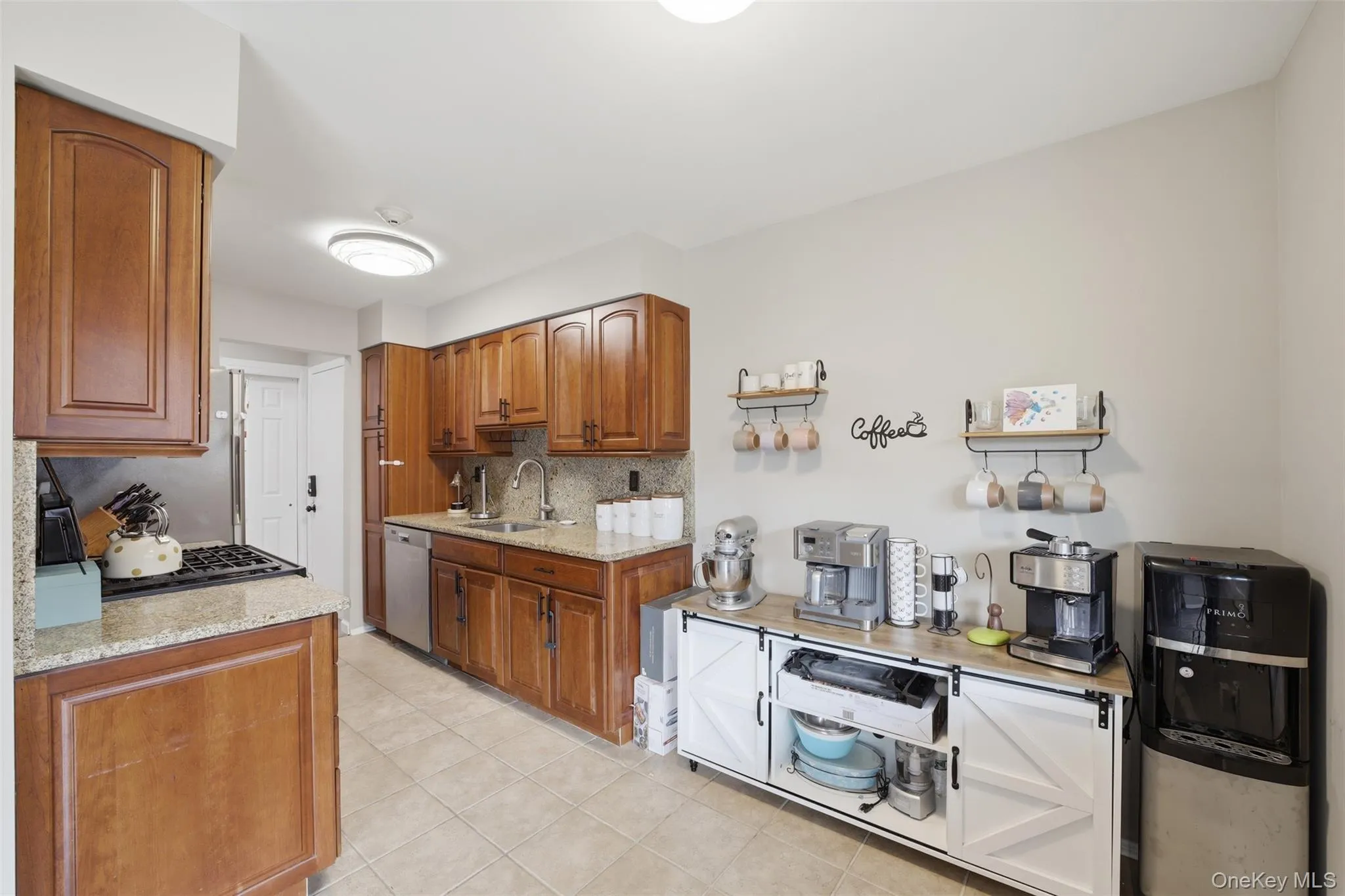 25 College Avenue, Clarkstown, NY, 2 Bedrooms Bedrooms, 5 Rooms Rooms,2 BathroomsBathrooms,Residential,For Rent,College,0,1040097 25 College Avenue, Clarkstown, NY, 2 Bedrooms Bedrooms, 5 Rooms Rooms,2 BathroomsBathrooms,Residential,For Rent,College,0,1040097