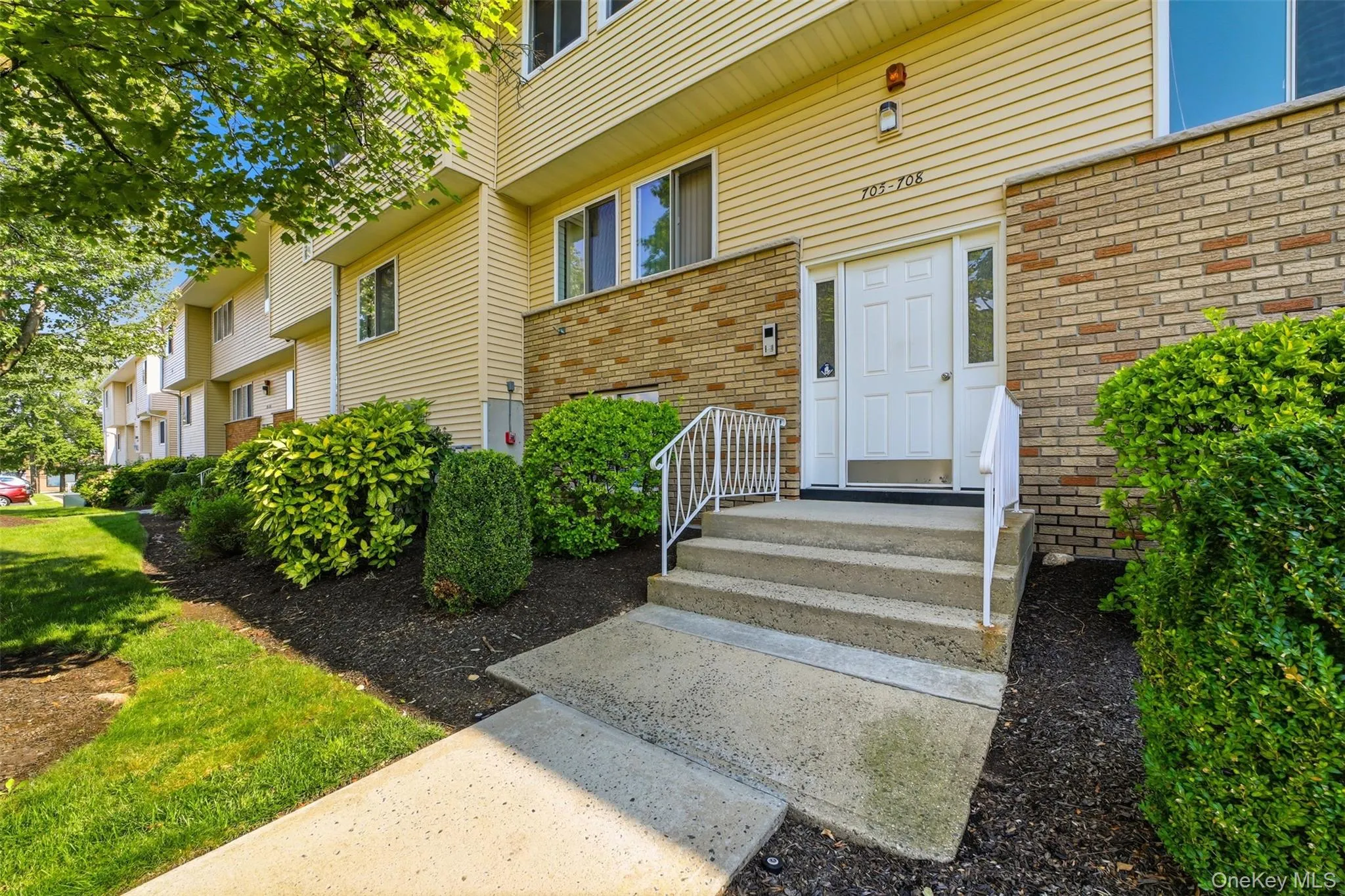 25 College Avenue, Clarkstown, NY, 2 Bedrooms Bedrooms, 5 Rooms Rooms,2 BathroomsBathrooms,Residential,For Rent,College,0,1040097 25 College Avenue, Clarkstown, NY, 2 Bedrooms Bedrooms, 5 Rooms Rooms,2 BathroomsBathrooms,Residential,For Rent,College,0,1040097