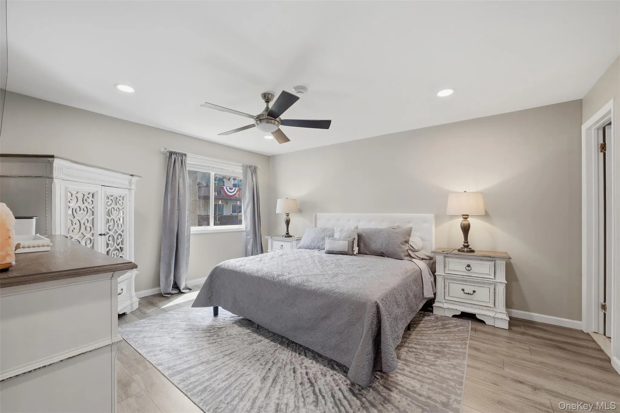 25 College Avenue, Clarkstown, NY, 2 Bedrooms Bedrooms, 5 Rooms Rooms,2 BathroomsBathrooms,Residential,For Rent,College,0,1040097 25 College Avenue, Clarkstown, NY, 2 Bedrooms Bedrooms, 5 Rooms Rooms,2 BathroomsBathrooms,Residential,For Rent,College,0,1040097