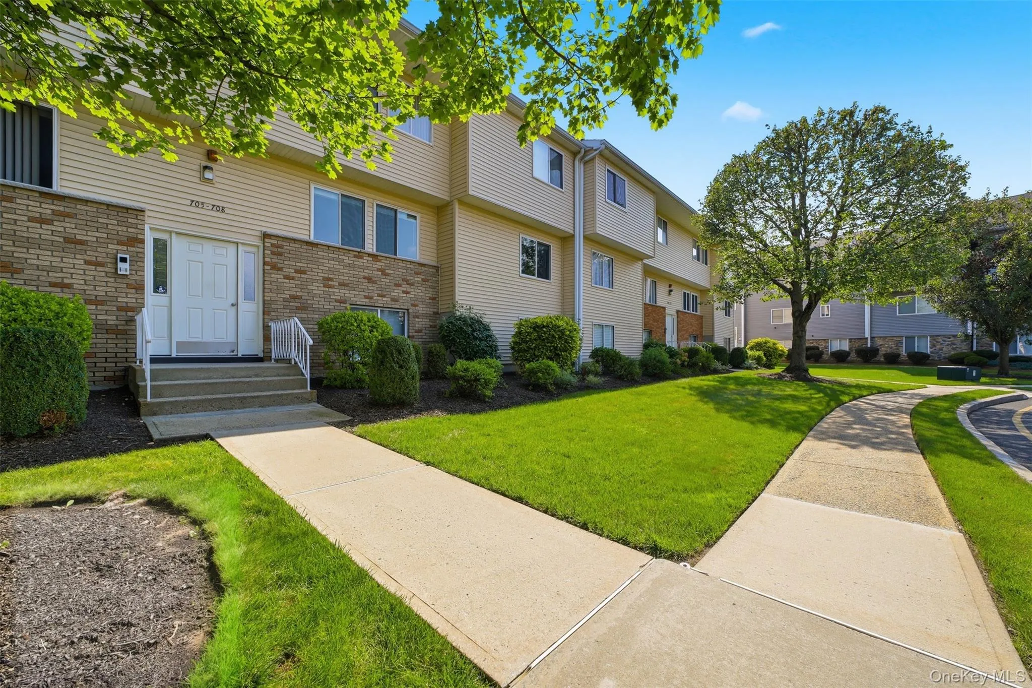 25 College Avenue, Clarkstown, NY, 2 Bedrooms Bedrooms, 5 Rooms Rooms,2 BathroomsBathrooms,Residential,For Rent,College,0,1040097 25 College Avenue, Clarkstown, NY, 2 Bedrooms Bedrooms, 5 Rooms Rooms,2 BathroomsBathrooms,Residential,For Rent,College,0,1040097