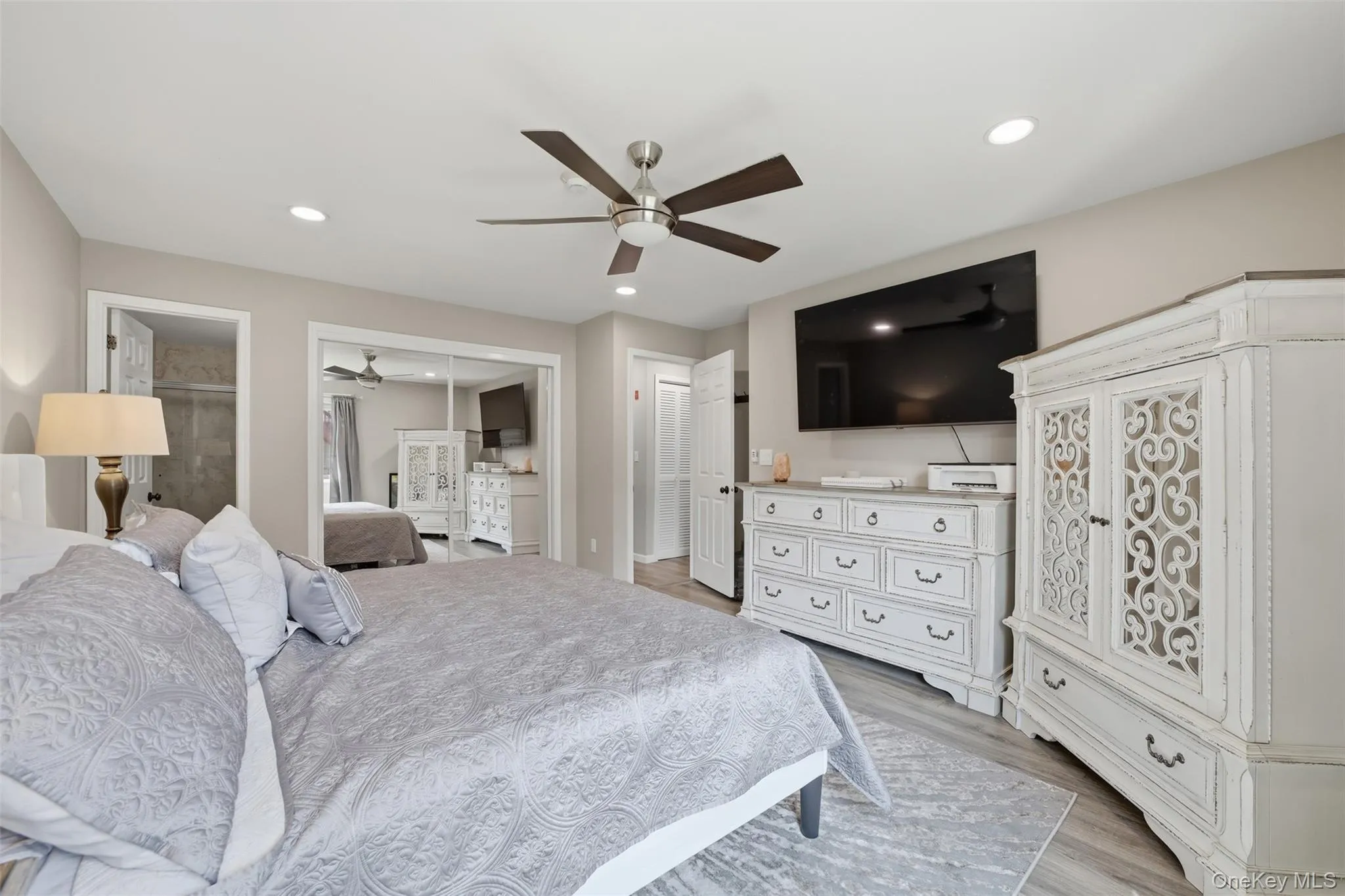 25 College Avenue, Clarkstown, NY, 2 Bedrooms Bedrooms, 5 Rooms Rooms,2 BathroomsBathrooms,Residential,For Rent,College,0,1040097 25 College Avenue, Clarkstown, NY, 2 Bedrooms Bedrooms, 5 Rooms Rooms,2 BathroomsBathrooms,Residential,For Rent,College,0,1040097