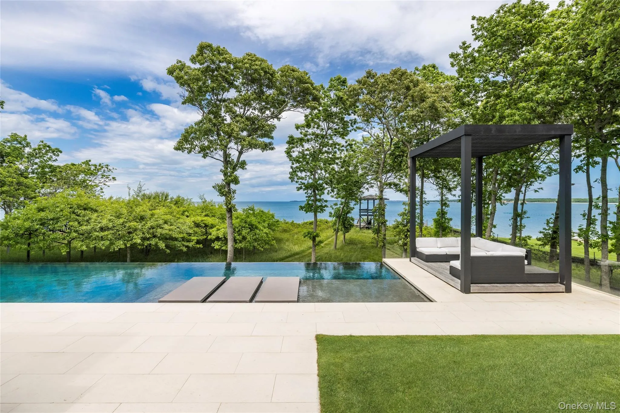 20 & 22 Hedges Banks Drive, East Hampton, NY, 4 Bedrooms Bedrooms, 16 Rooms Rooms,5 BathroomsBathrooms,Residential Lease,For Rent,Hedges Banks,0,1040099 20 & 22 Hedges Banks Drive, East Hampton, NY, 4 Bedrooms Bedrooms, 16 Rooms Rooms,5 BathroomsBathrooms,Residential Lease,For Rent,Hedges Banks,0,1040099