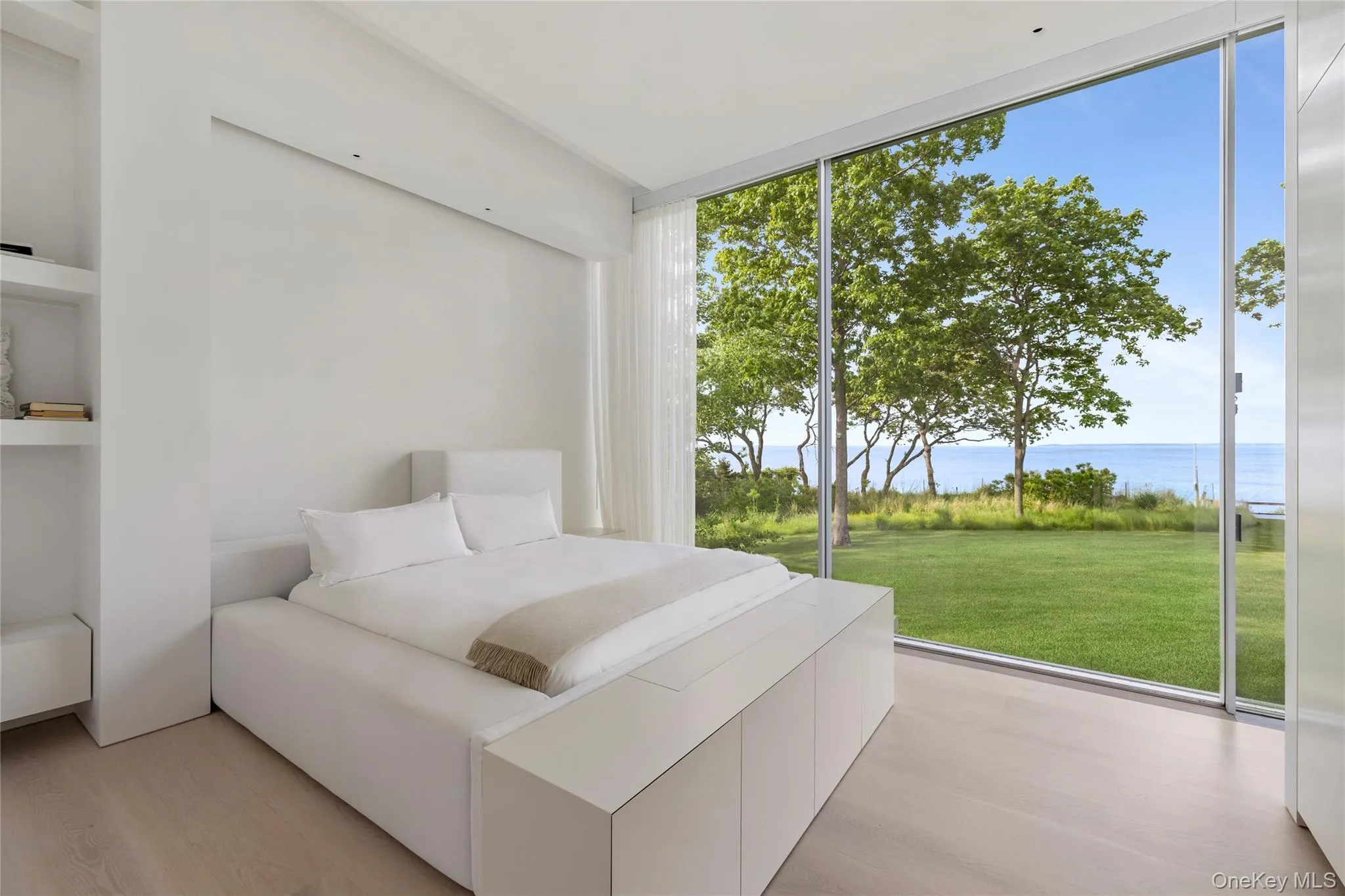 20 & 22 Hedges Banks Drive, East Hampton, NY, 4 Bedrooms Bedrooms, 16 Rooms Rooms,5 BathroomsBathrooms,Residential Lease,For Rent,Hedges Banks,0,1040099 20 & 22 Hedges Banks Drive, East Hampton, NY, 4 Bedrooms Bedrooms, 16 Rooms Rooms,5 BathroomsBathrooms,Residential Lease,For Rent,Hedges Banks,0,1040099