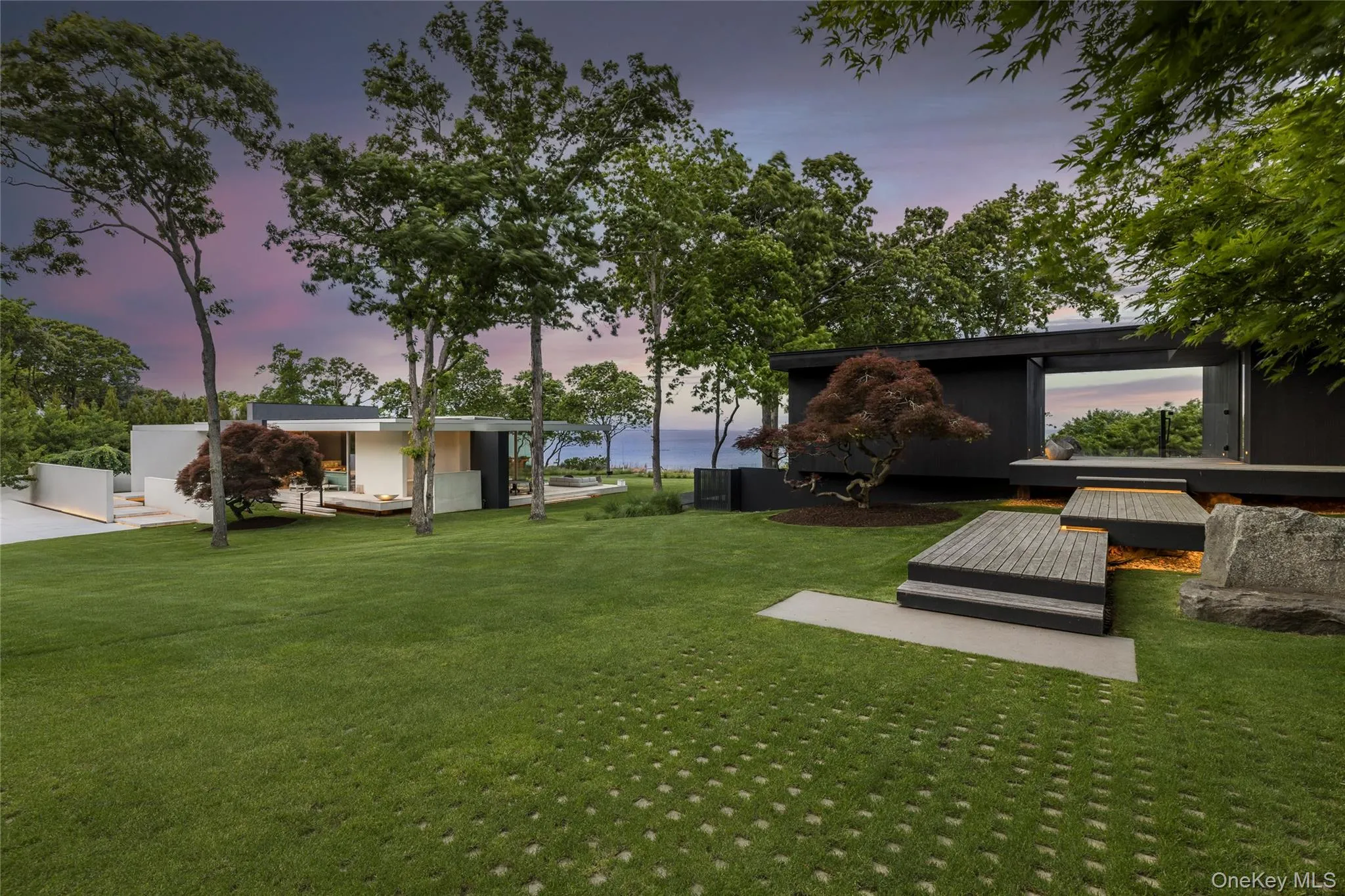 20 & 22 Hedges Banks Drive, East Hampton, NY, 4 Bedrooms Bedrooms, 16 Rooms Rooms,5 BathroomsBathrooms,Residential Lease,For Rent,Hedges Banks,0,1040099 20 & 22 Hedges Banks Drive, East Hampton, NY, 4 Bedrooms Bedrooms, 16 Rooms Rooms,5 BathroomsBathrooms,Residential Lease,For Rent,Hedges Banks,0,1040099