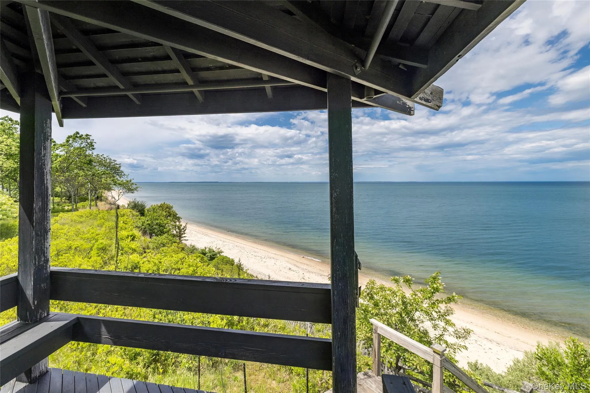 20 & 22 Hedges Banks Drive, East Hampton, NY, 4 Bedrooms Bedrooms, 16 Rooms Rooms,5 BathroomsBathrooms,Residential Lease,For Rent,Hedges Banks,0,1040099 20 & 22 Hedges Banks Drive, East Hampton, NY, 4 Bedrooms Bedrooms, 16 Rooms Rooms,5 BathroomsBathrooms,Residential Lease,For Rent,Hedges Banks,0,1040099