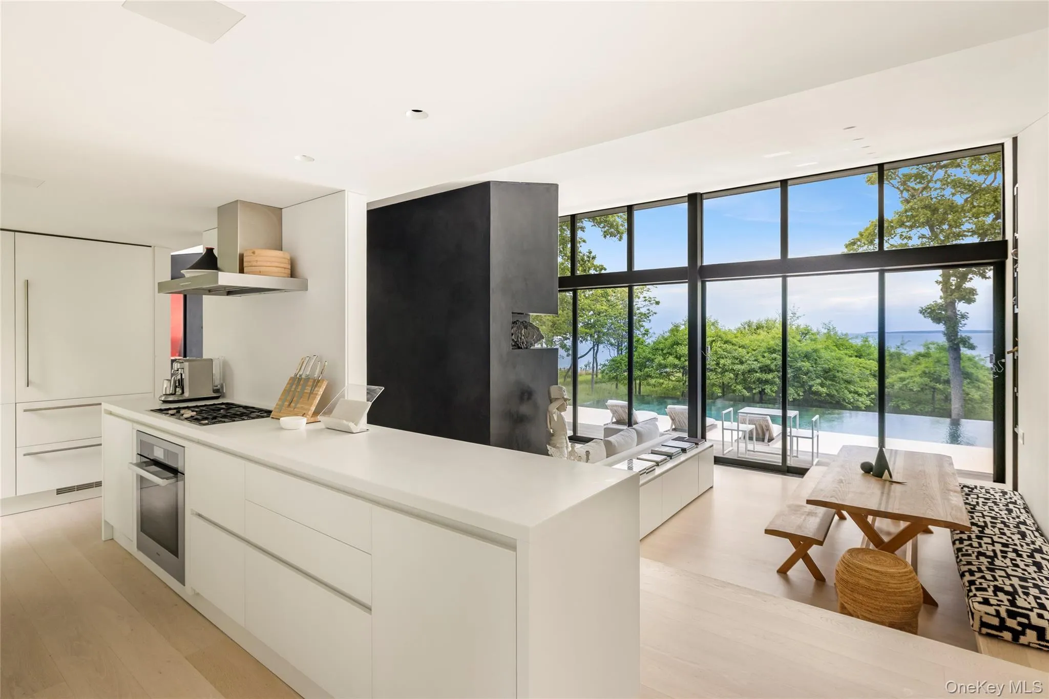 20 & 22 Hedges Banks Drive, East Hampton, NY, 4 Bedrooms Bedrooms, 16 Rooms Rooms,5 BathroomsBathrooms,Residential Lease,For Rent,Hedges Banks,0,1040099 20 & 22 Hedges Banks Drive, East Hampton, NY, 4 Bedrooms Bedrooms, 16 Rooms Rooms,5 BathroomsBathrooms,Residential Lease,For Rent,Hedges Banks,0,1040099