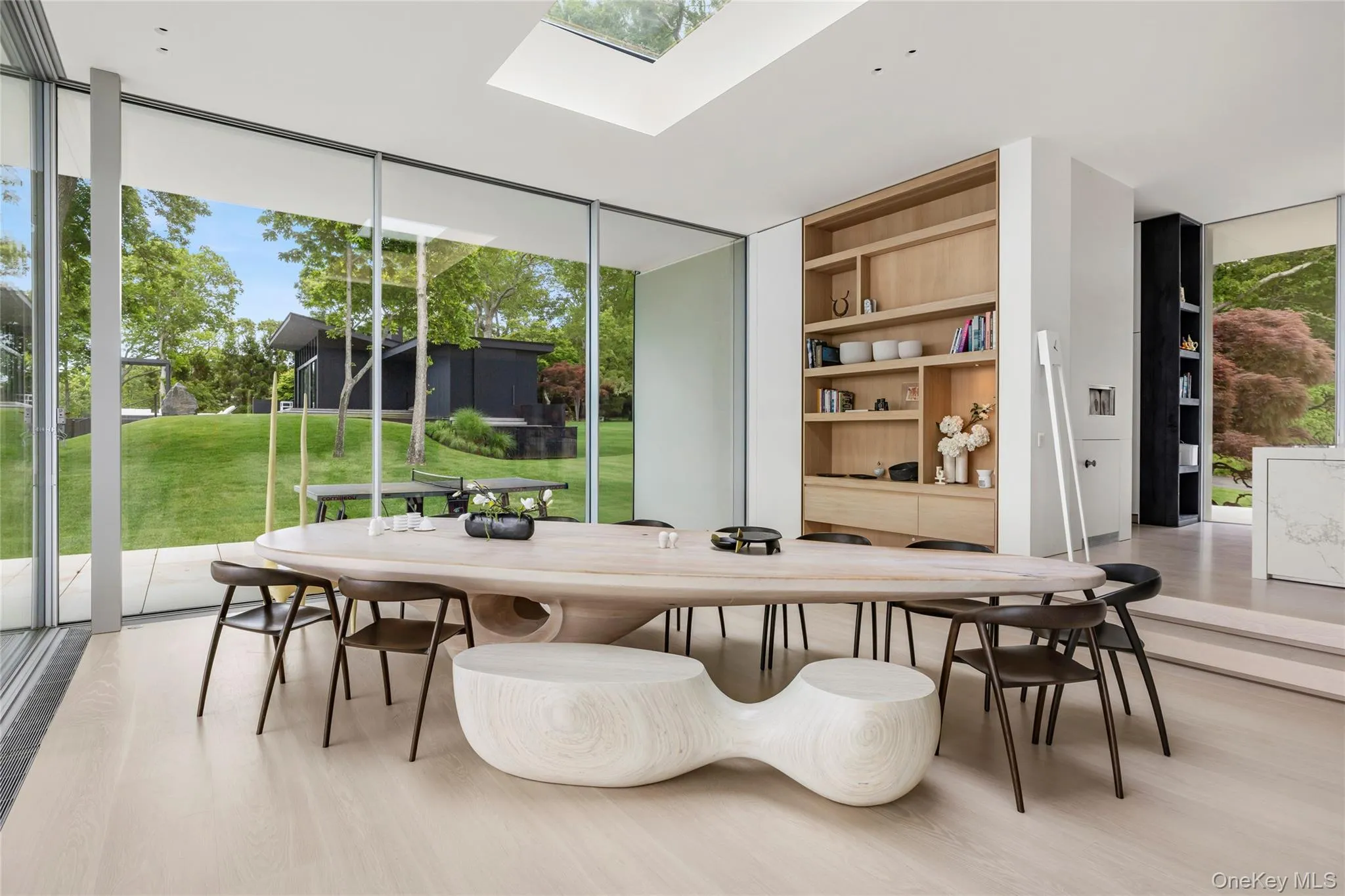 20 & 22 Hedges Banks Drive, East Hampton, NY, 4 Bedrooms Bedrooms, 16 Rooms Rooms,5 BathroomsBathrooms,Residential Lease,For Rent,Hedges Banks,0,1040099 20 & 22 Hedges Banks Drive, East Hampton, NY, 4 Bedrooms Bedrooms, 16 Rooms Rooms,5 BathroomsBathrooms,Residential Lease,For Rent,Hedges Banks,0,1040099