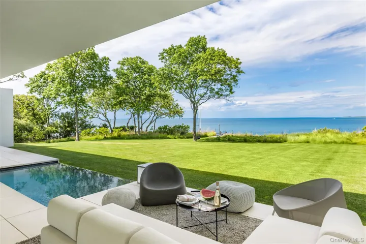 20 & 22 Hedges Banks Drive, East Hampton, New York 11937