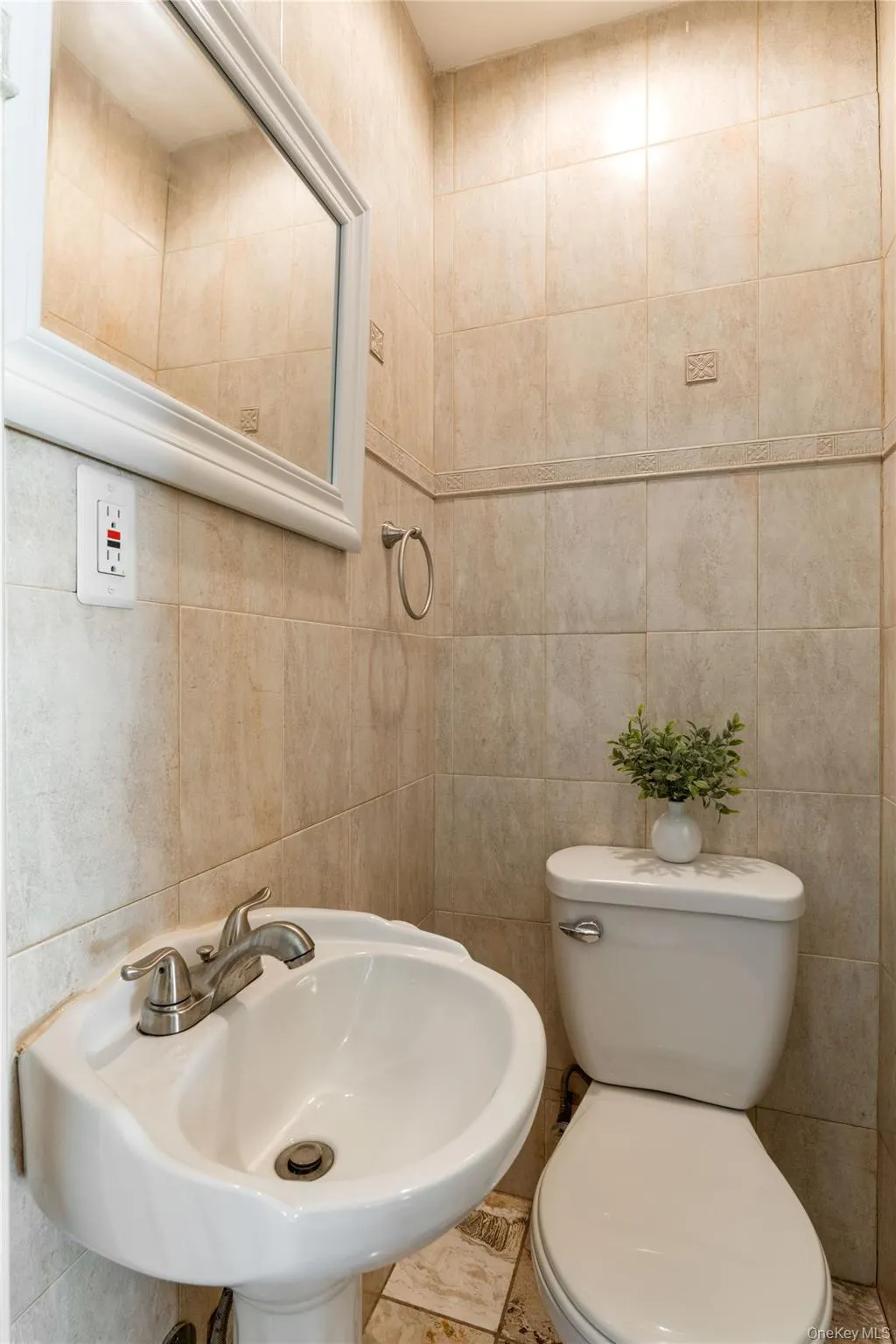 89-72 216th Street, New York, NY, 4 Bedrooms Bedrooms, 7 Rooms Rooms,2 BathroomsBathrooms,Residential,For Rent,216th,0,1040103 89-72 216th Street, New York, NY, 4 Bedrooms Bedrooms, 7 Rooms Rooms,2 BathroomsBathrooms,Residential,For Rent,216th,0,1040103