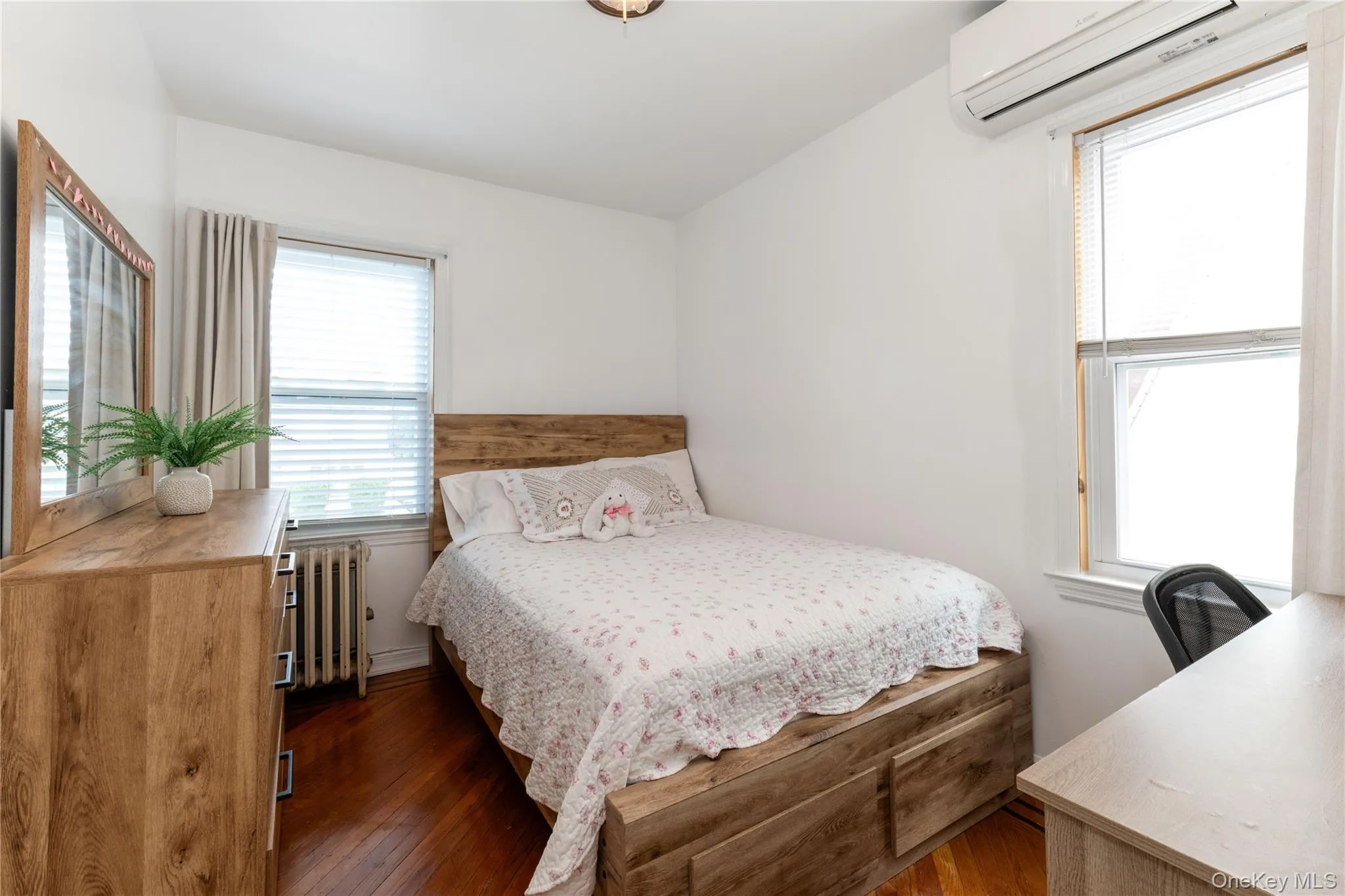89-72 216th Street, New York, NY, 4 Bedrooms Bedrooms, 7 Rooms Rooms,2 BathroomsBathrooms,Residential,For Rent,216th,0,1040103 89-72 216th Street, New York, NY, 4 Bedrooms Bedrooms, 7 Rooms Rooms,2 BathroomsBathrooms,Residential,For Rent,216th,0,1040103