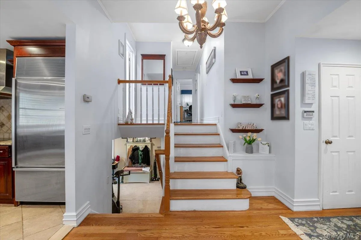 15 Eleanor Road, Oyster Bay, NY, 3 Bedrooms Bedrooms, 7 Rooms Rooms,1 BathroomBathrooms,Residential,For Rent,Eleanor,0,1040110 15 Eleanor Road, Oyster Bay, NY, 3 Bedrooms Bedrooms, 7 Rooms Rooms,1 BathroomBathrooms,Residential,For Rent,Eleanor,0,1040110