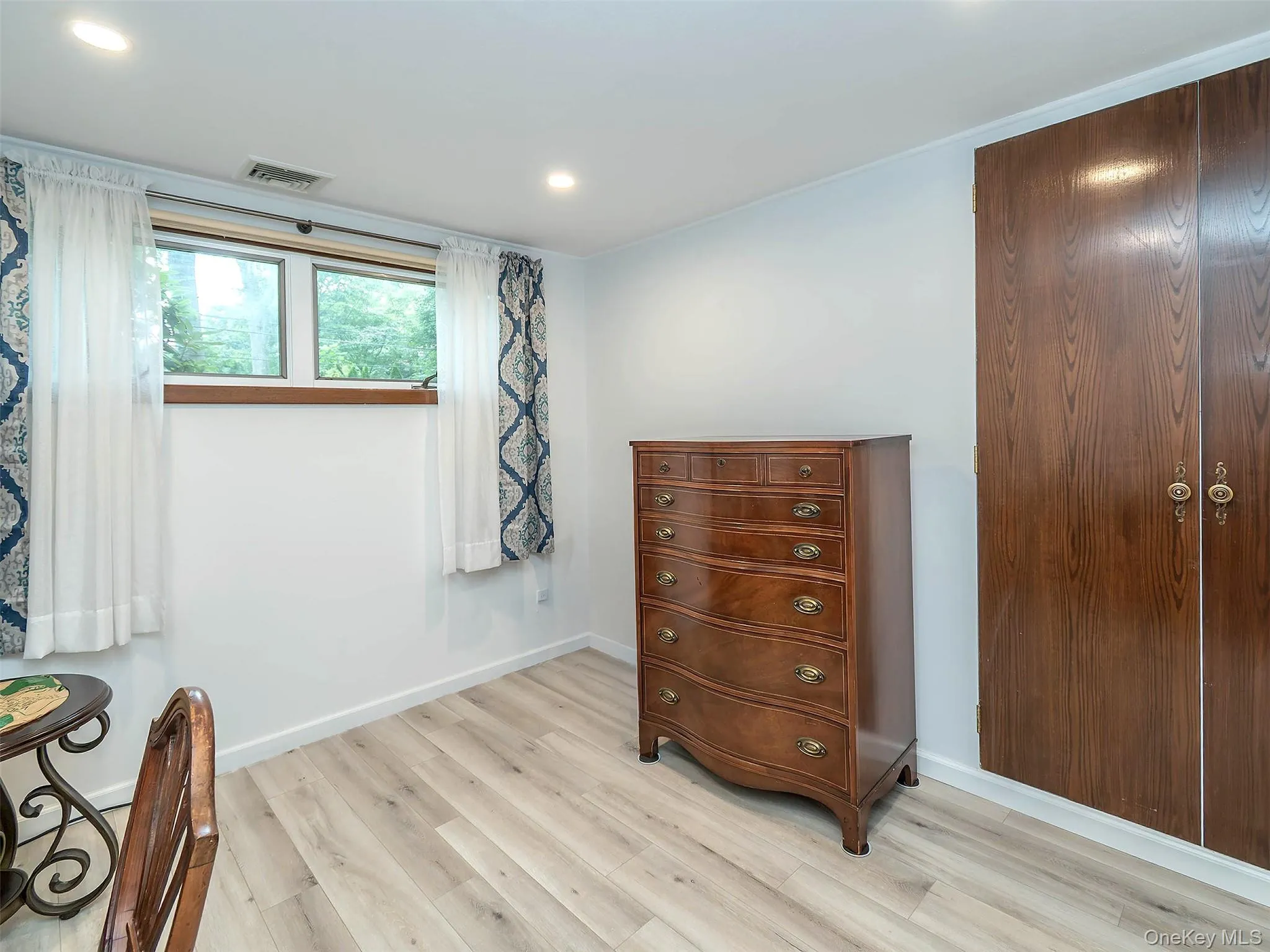 7 Appletree Lane, Glen Cove, NY, 3 Bedrooms Bedrooms, 6 Rooms Rooms,1 BathroomBathrooms,Residential Lease,For Rent,Appletree,0,1040113 7 Appletree Lane, Glen Cove, NY, 3 Bedrooms Bedrooms, 6 Rooms Rooms,1 BathroomBathrooms,Residential Lease,For Rent,Appletree,0,1040113