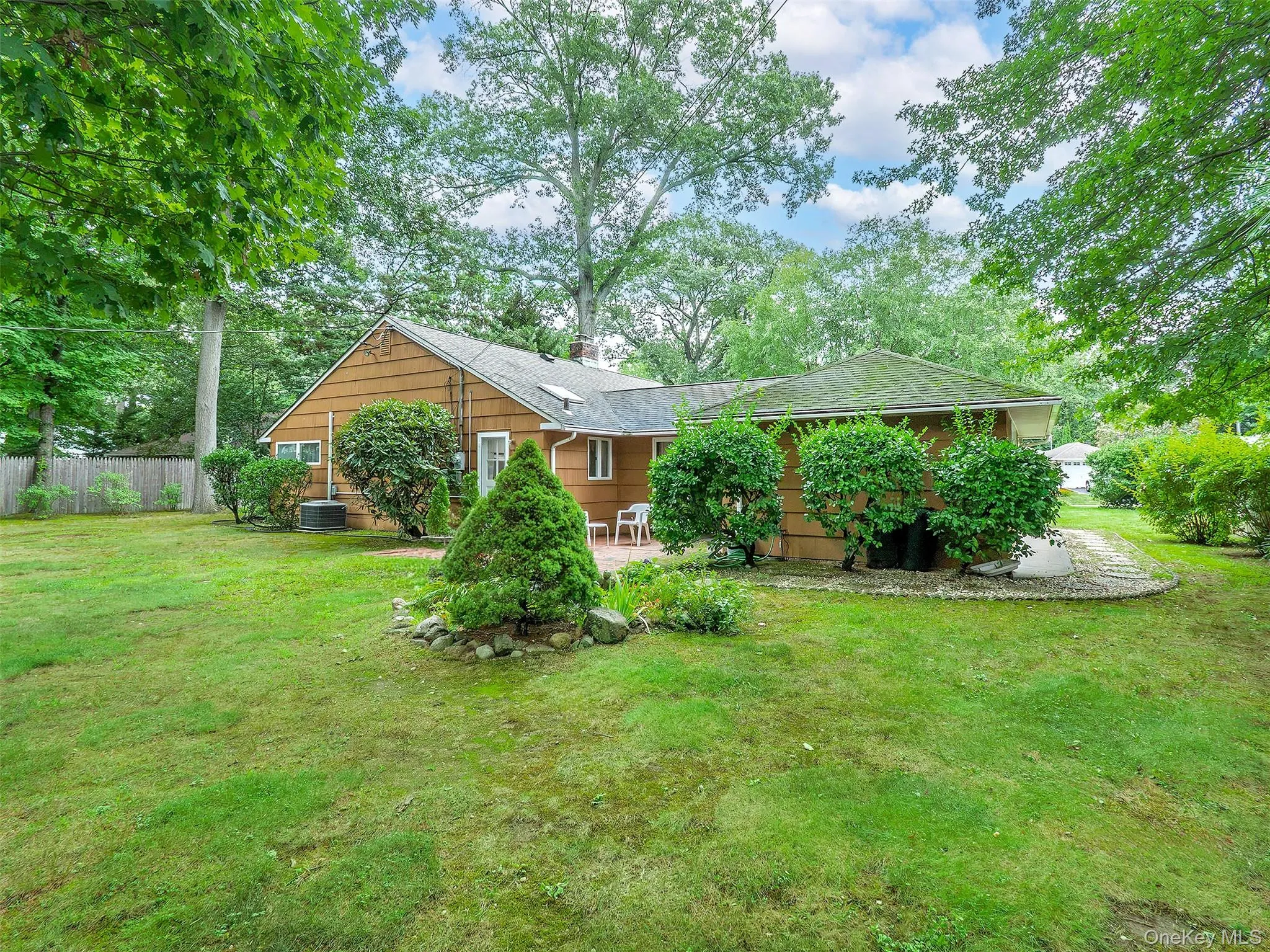7 Appletree Lane, Glen Cove, NY, 3 Bedrooms Bedrooms, 6 Rooms Rooms,1 BathroomBathrooms,Residential Lease,For Rent,Appletree,0,1040113 7 Appletree Lane, Glen Cove, NY, 3 Bedrooms Bedrooms, 6 Rooms Rooms,1 BathroomBathrooms,Residential Lease,For Rent,Appletree,0,1040113