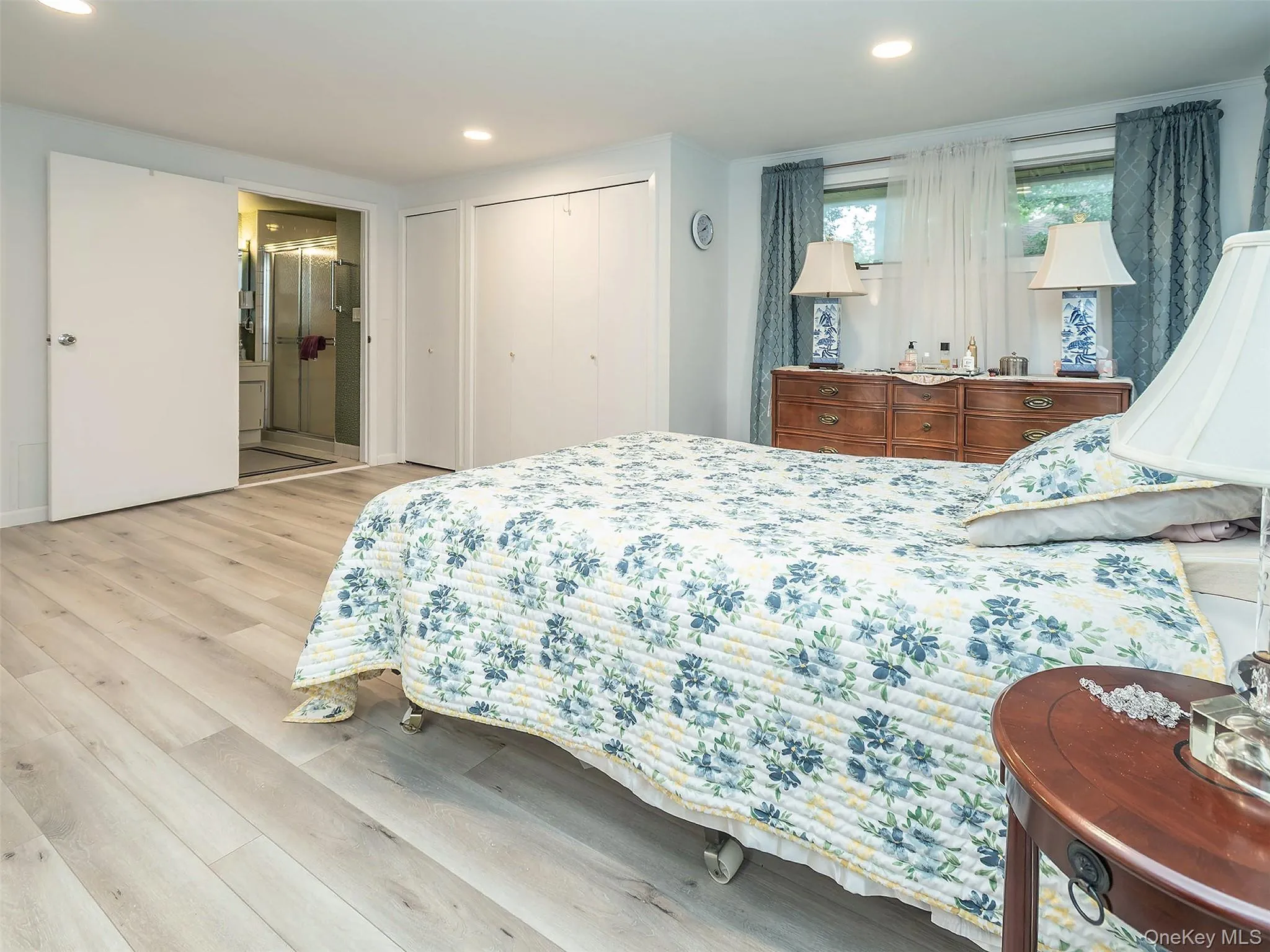 7 Appletree Lane, Glen Cove, NY, 3 Bedrooms Bedrooms, 6 Rooms Rooms,1 BathroomBathrooms,Residential Lease,For Rent,Appletree,0,1040113 7 Appletree Lane, Glen Cove, NY, 3 Bedrooms Bedrooms, 6 Rooms Rooms,1 BathroomBathrooms,Residential Lease,For Rent,Appletree,0,1040113