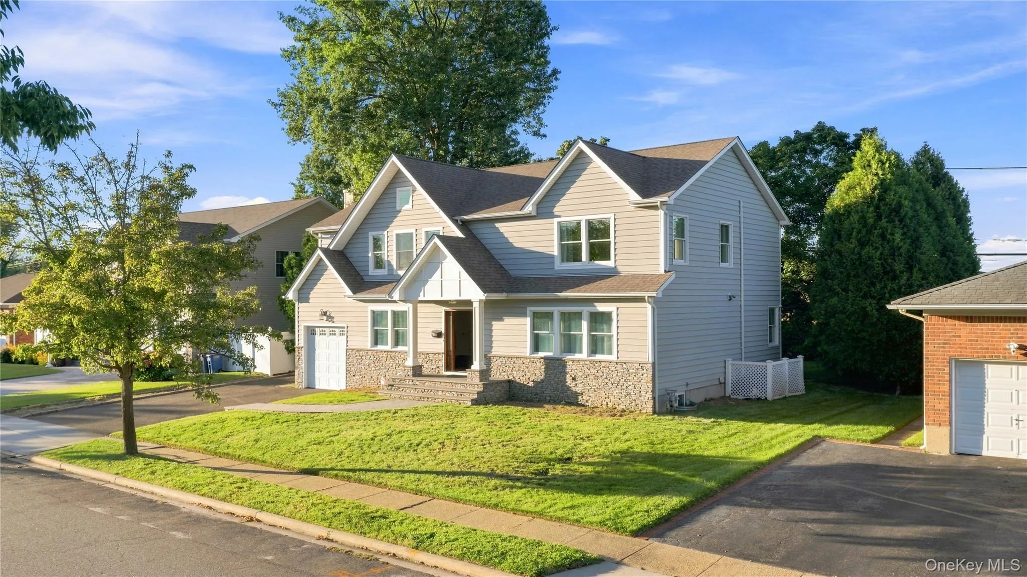 22 Forest Drive, Oyster Bay, NY, 5 Bedrooms Bedrooms, 10 Rooms Rooms,3 BathroomsBathrooms,Residential,For Rent,Forest,0,1040122 22 Forest Drive, Oyster Bay, NY, 5 Bedrooms Bedrooms, 10 Rooms Rooms,3 BathroomsBathrooms,Residential,For Rent,Forest,0,1040122